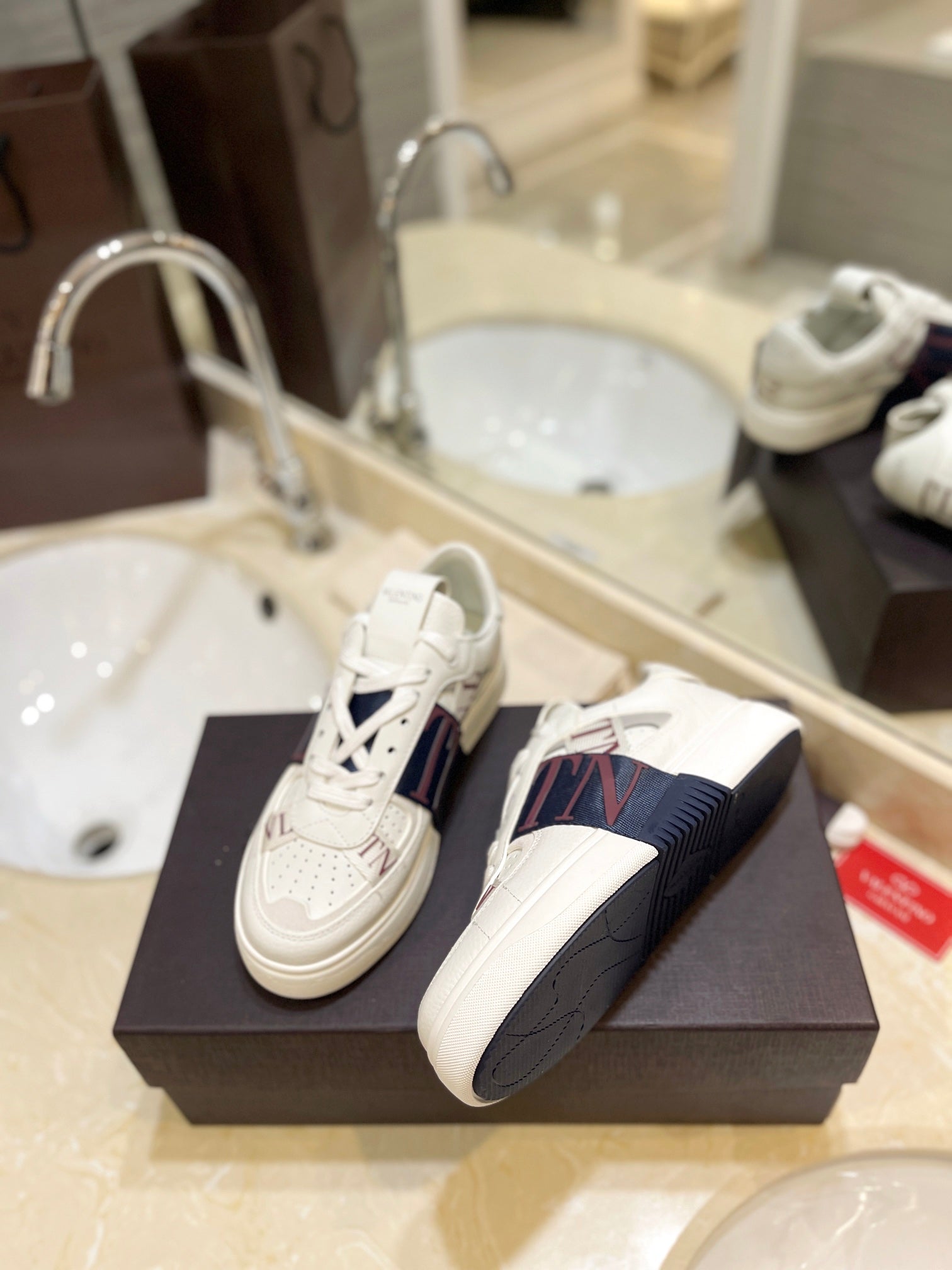 LuxluxHouse Best Quality Valentino Women Shoes