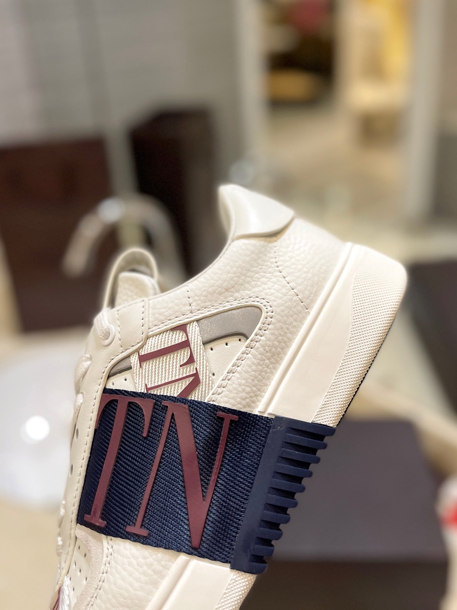 LuxluxHouse Best Quality Valentino Women Shoes