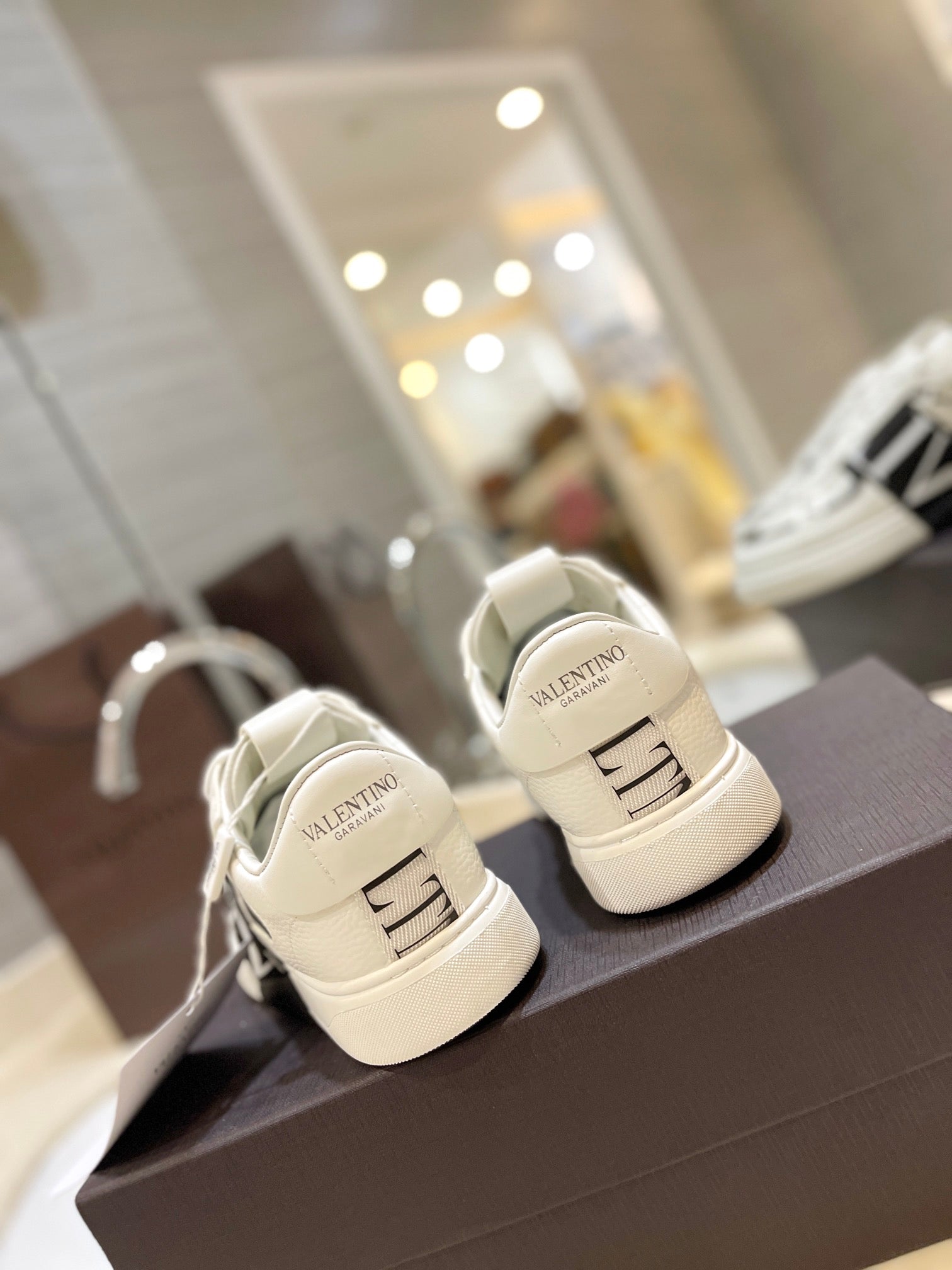 LuxluxHouse Best Quality Valentino Women Shoes
