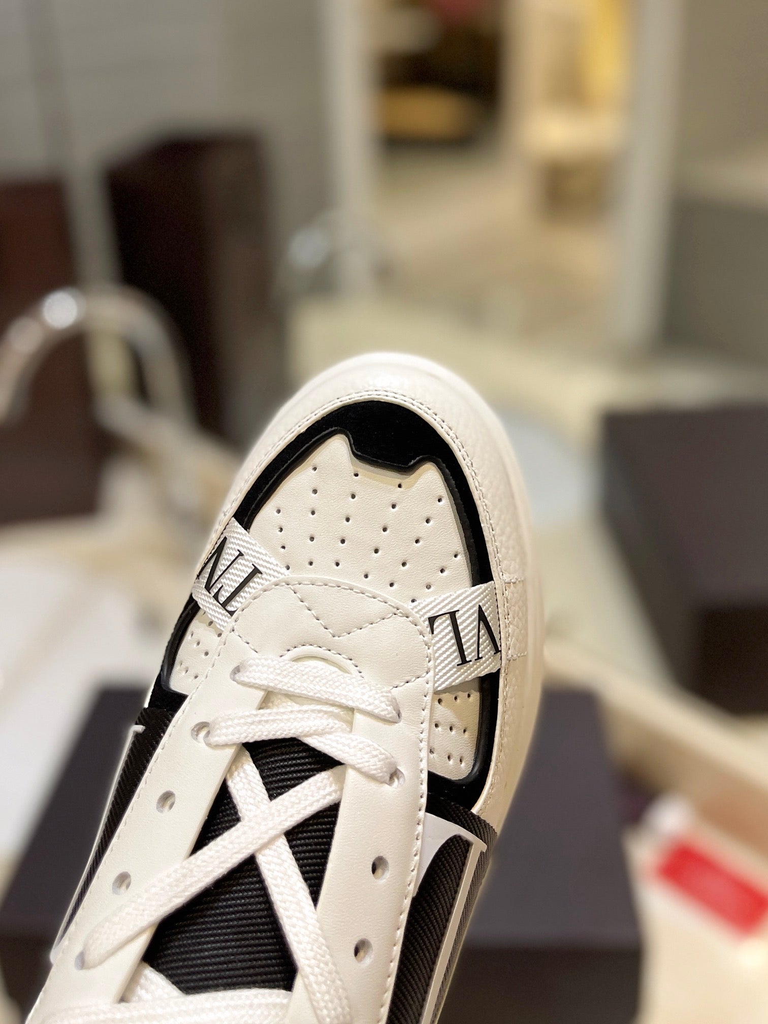 LuxluxHouse Best Quality Valentino Women Shoes
