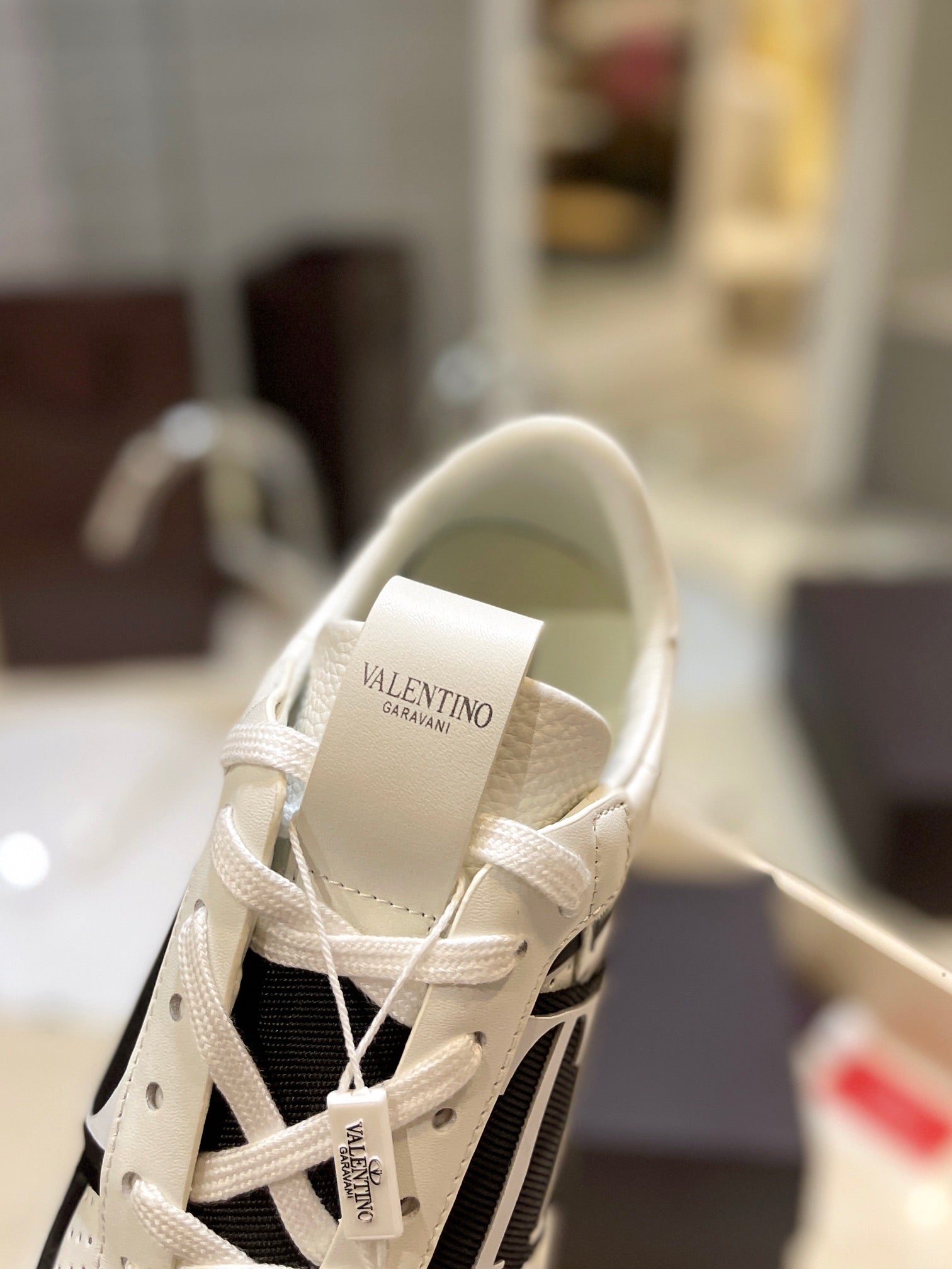 LuxluxHouse Best Quality Valentino Women Shoes