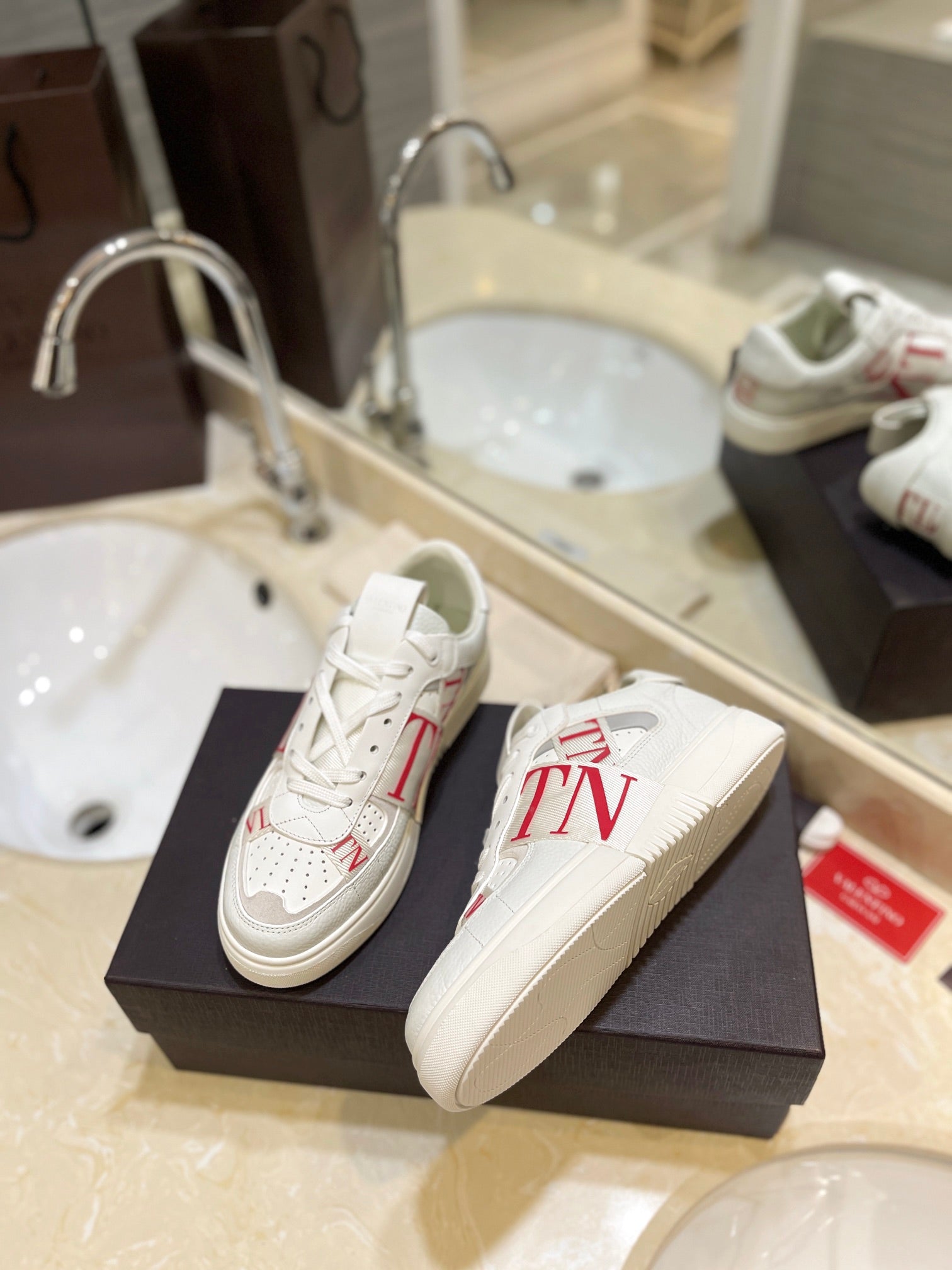 LuxluxHouse Best Quality Valentino Women Shoes