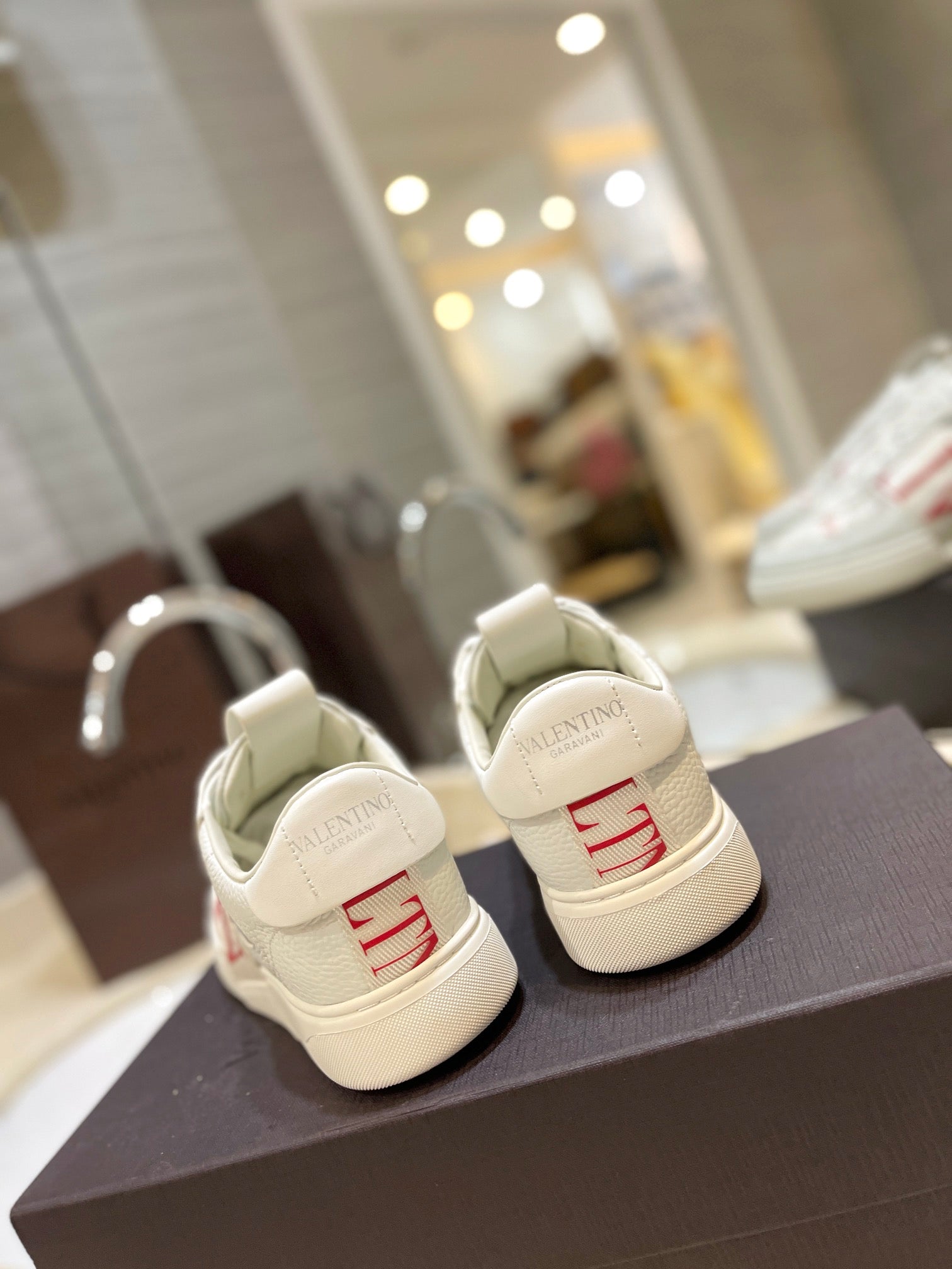 LuxluxHouse Best Quality Valentino Women Shoes