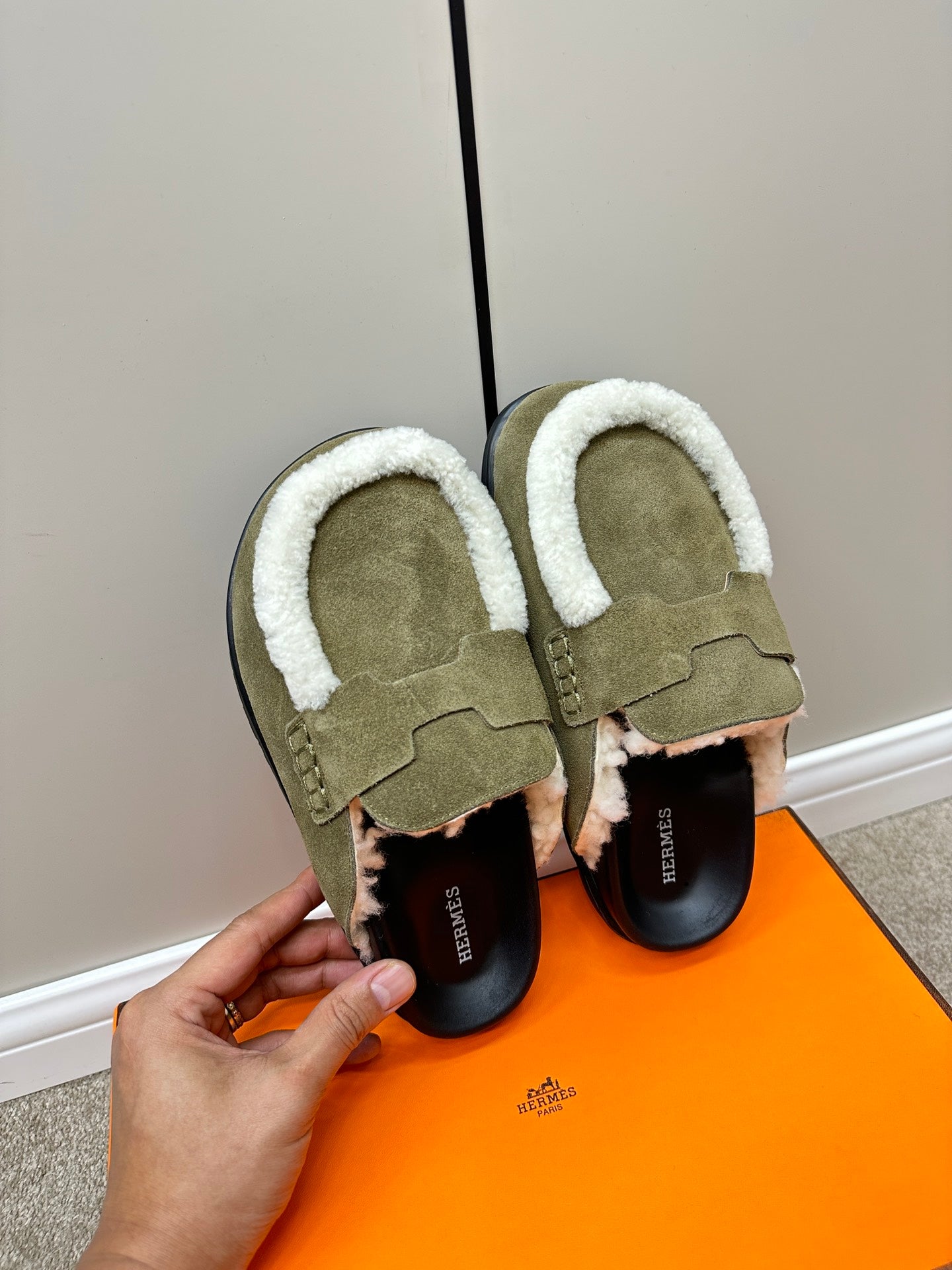 LuxluxHouse Best Quality Sandals Hermes