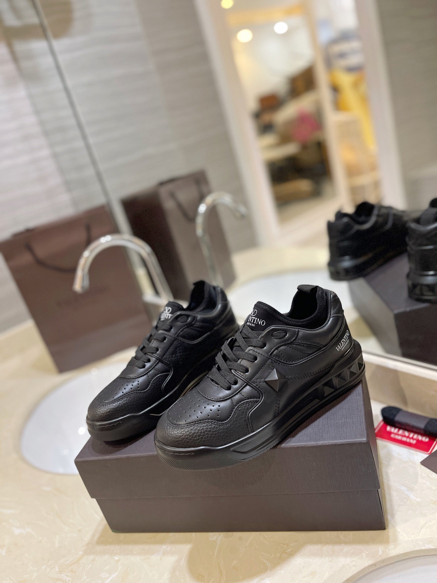 LuxluxHouse Best Quality Valentino Women Shoes