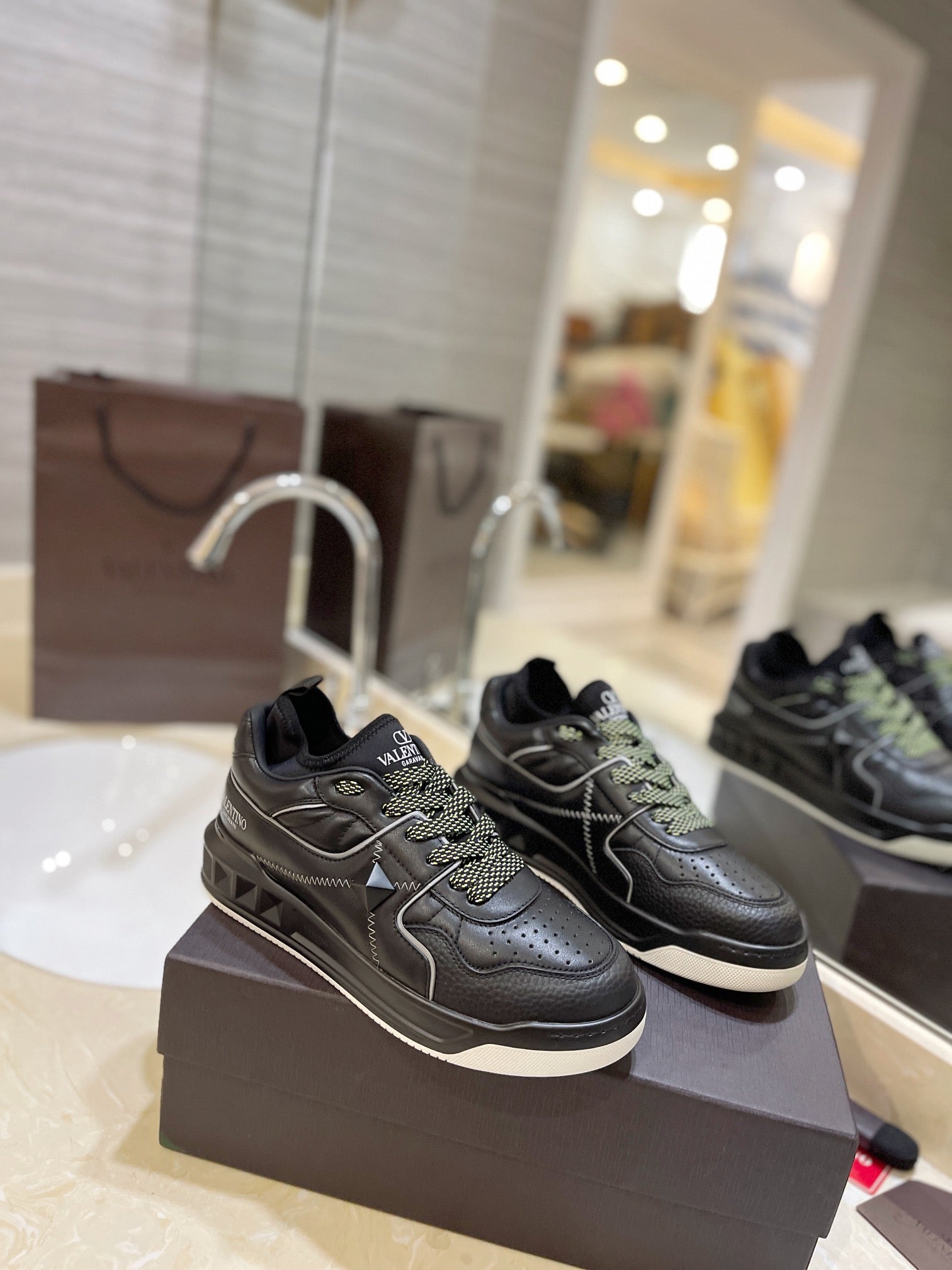 LuxluxHouse Best Quality Valentino Women Shoes