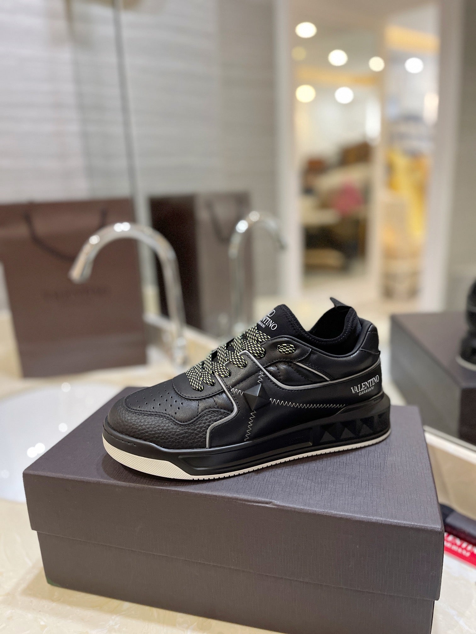 LuxluxHouse Best Quality Valentino Women Shoes