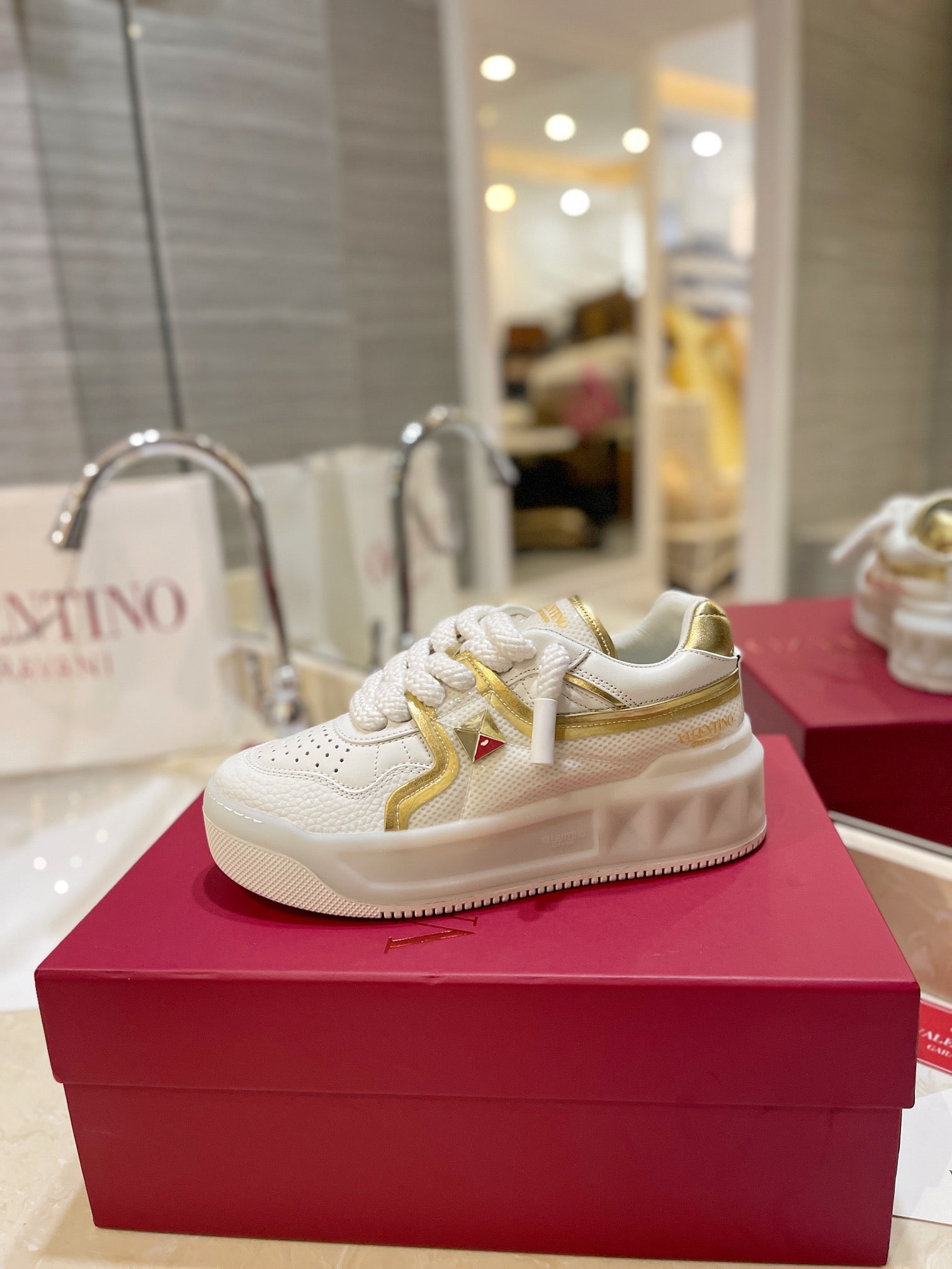 LuxluxHouse Best Quality Valentino Women Shoes