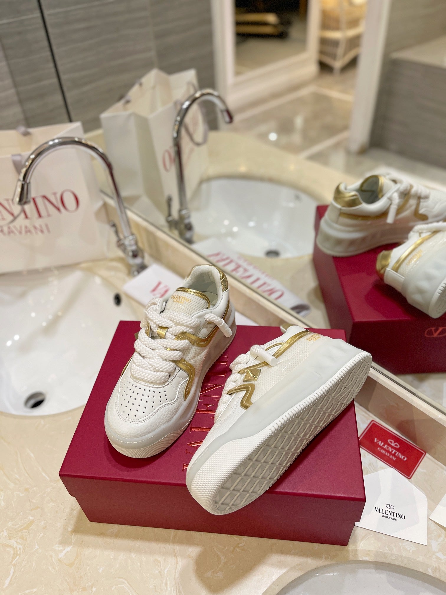 LuxluxHouse Best Quality Valentino Women Shoes