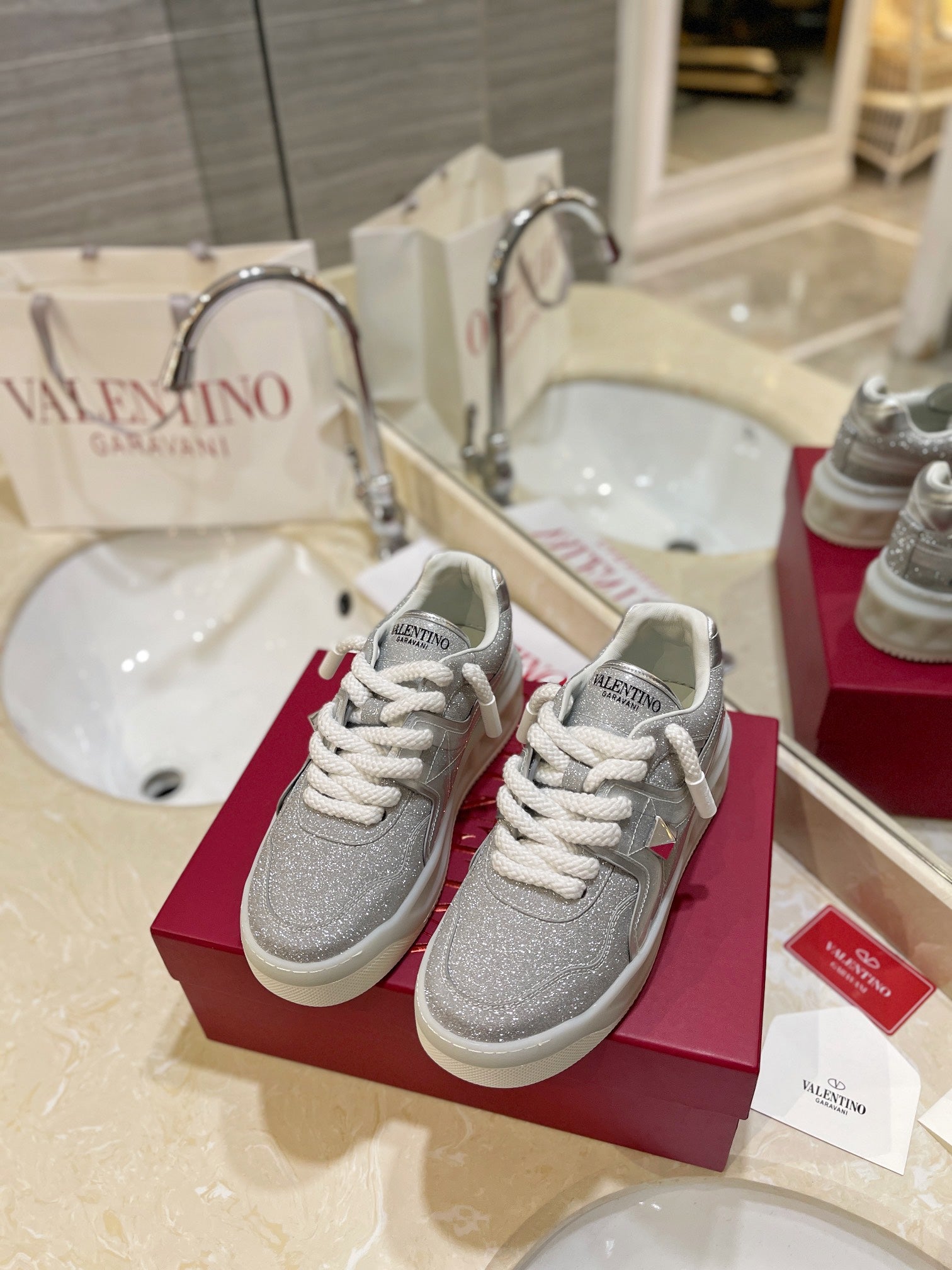 LuxluxHouse Best Quality Valentino Women Shoes