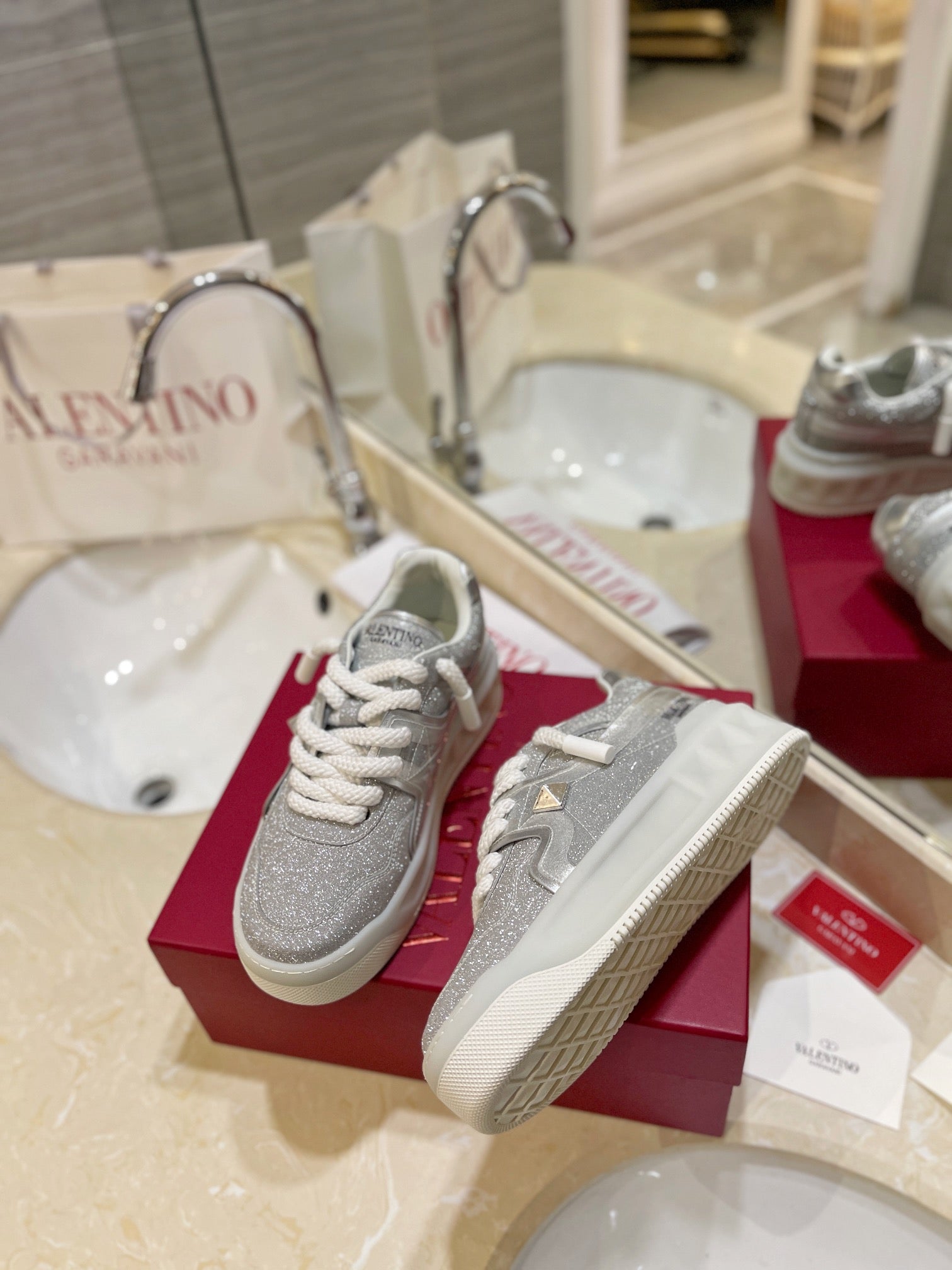 LuxluxHouse Best Quality Valentino Women Shoes