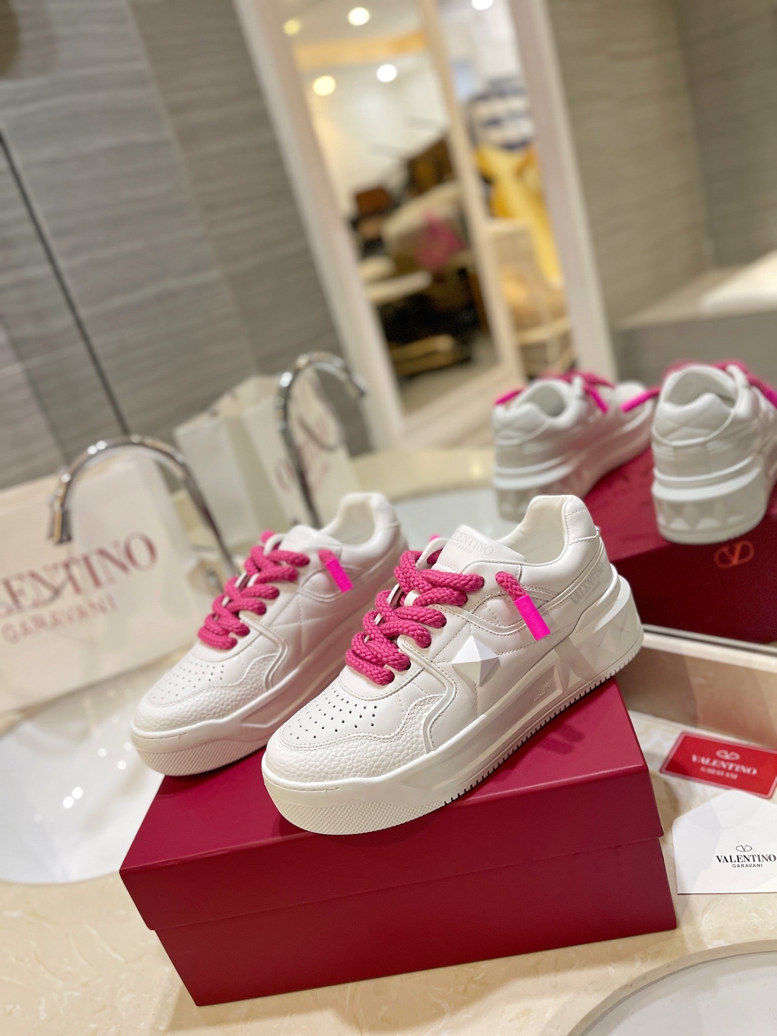 LuxluxHouse Best Quality Valentino Women Shoes