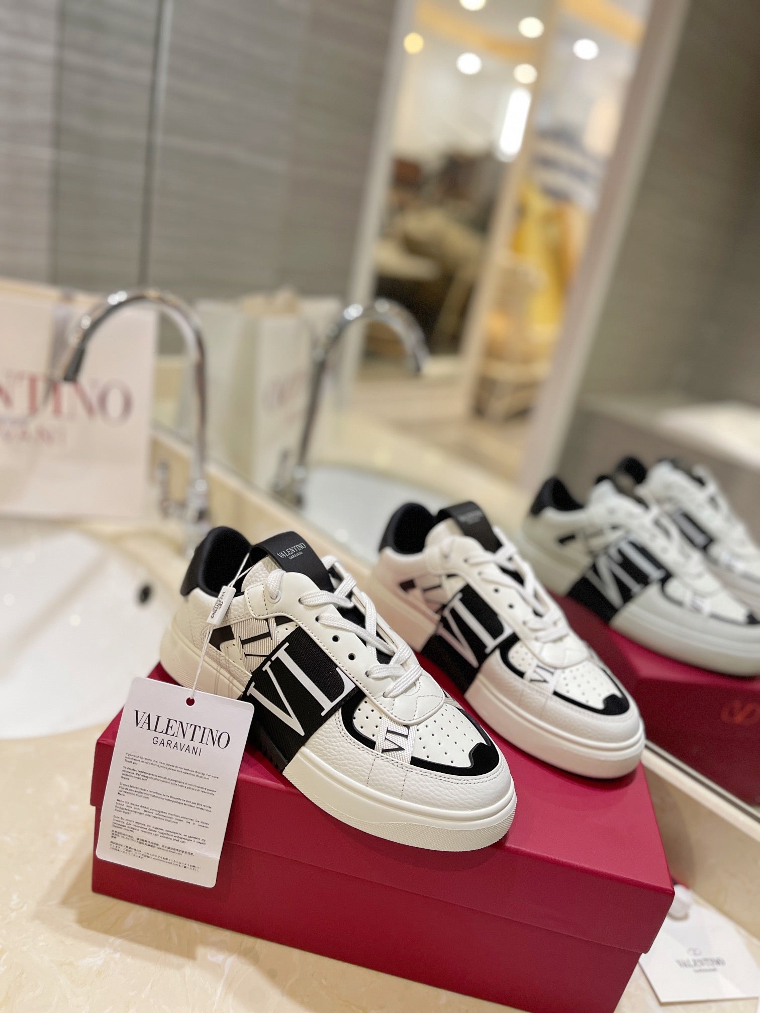 LuxluxHouse Best Quality Valentino Women Shoes