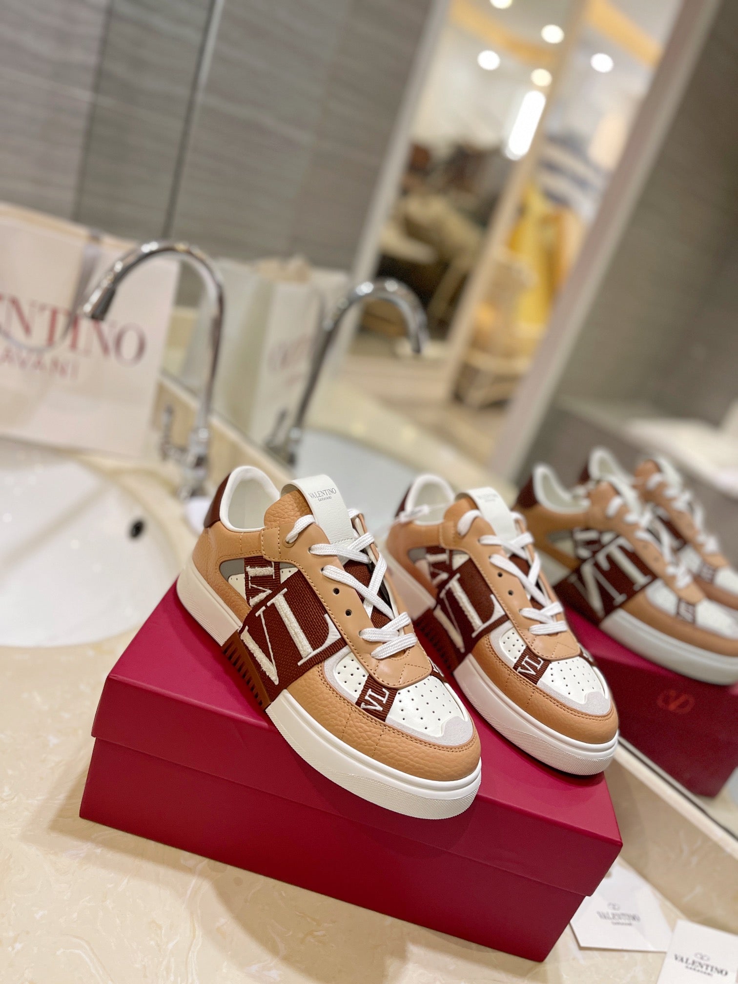 LuxluxHouse Best Quality Valentino Women Shoes