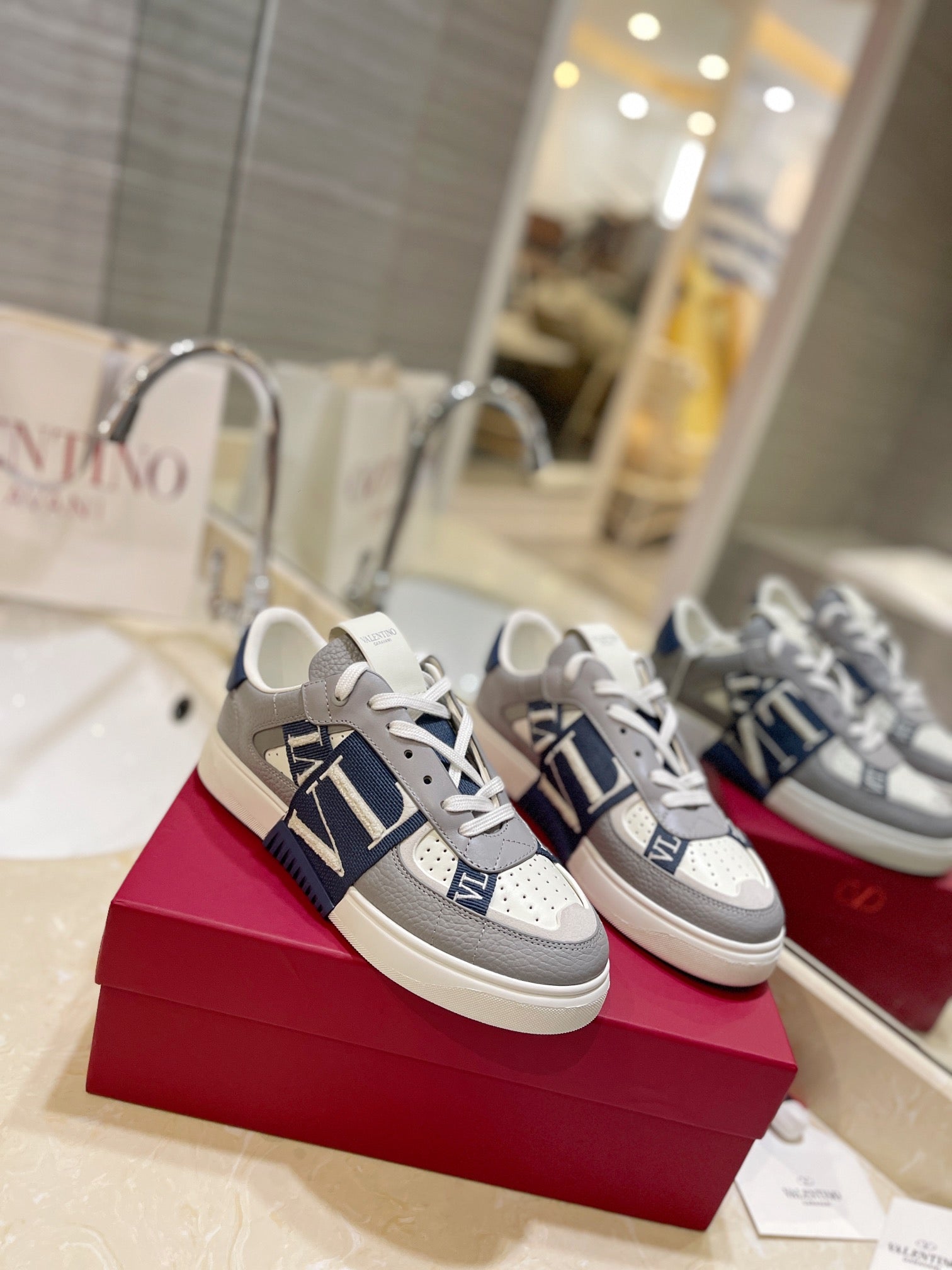 LuxluxHouse Best Quality Valentino Women Shoes