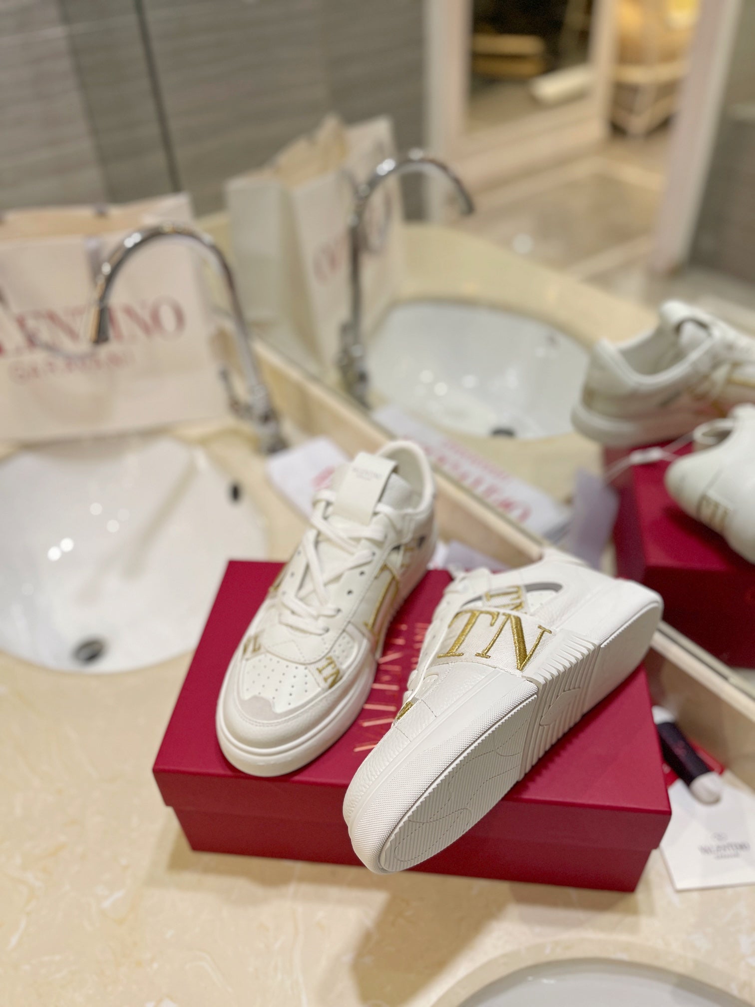 LuxluxHouse Best Quality Valentino Women Shoes