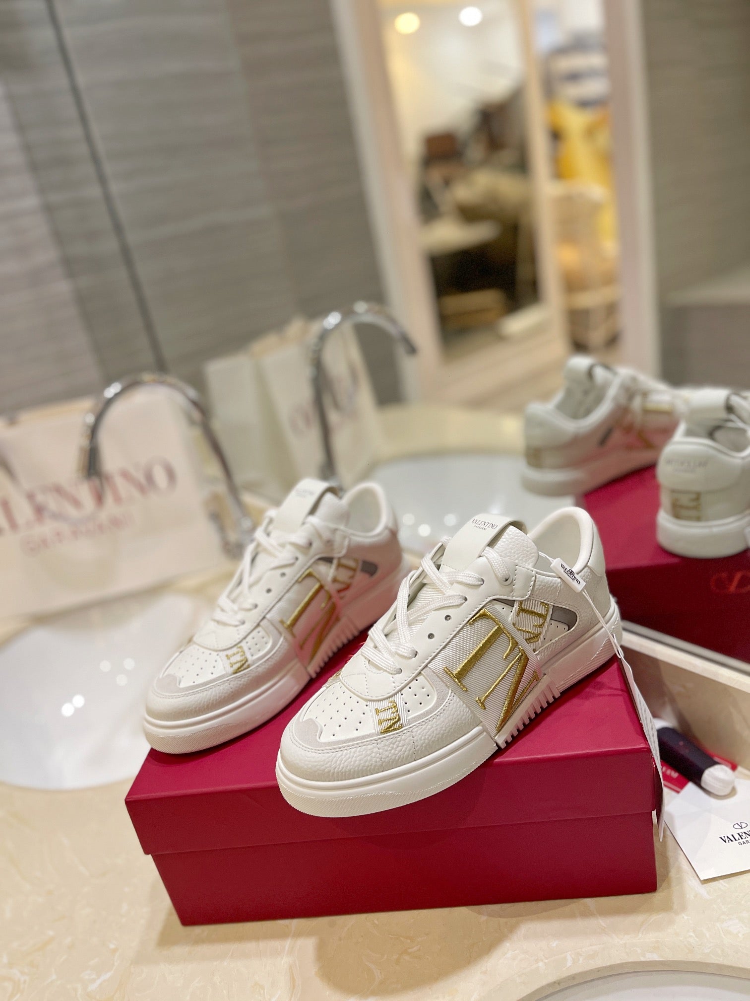 LuxluxHouse Best Quality Valentino Women Shoes