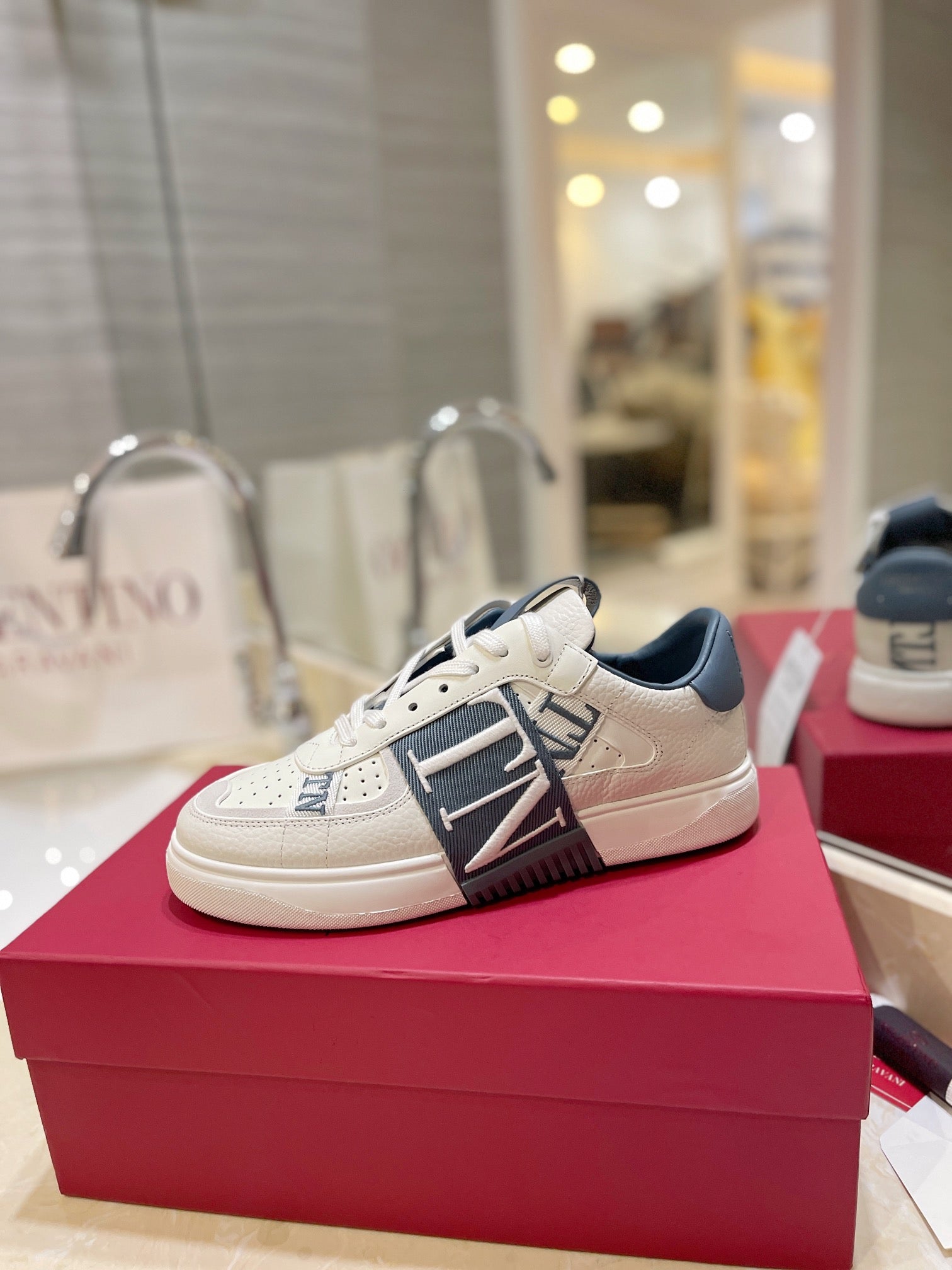 LuxluxHouse Best Quality Valentino Women Shoes