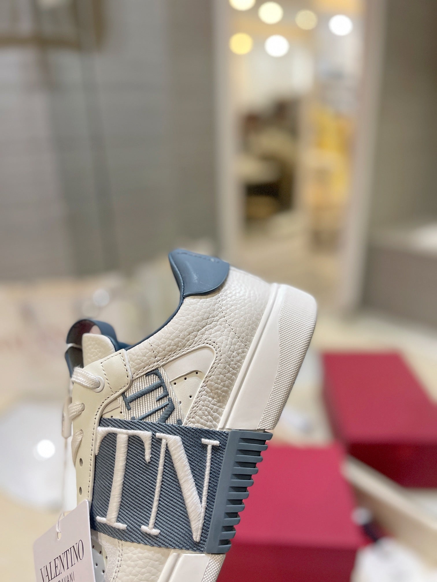 LuxluxHouse Best Quality Valentino Women Shoes