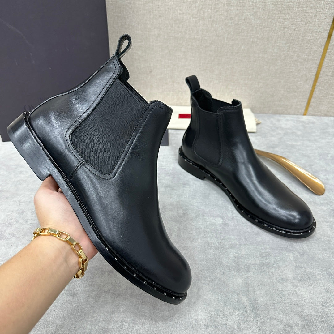LuxluxHouse Best Quality Shoes Valentino