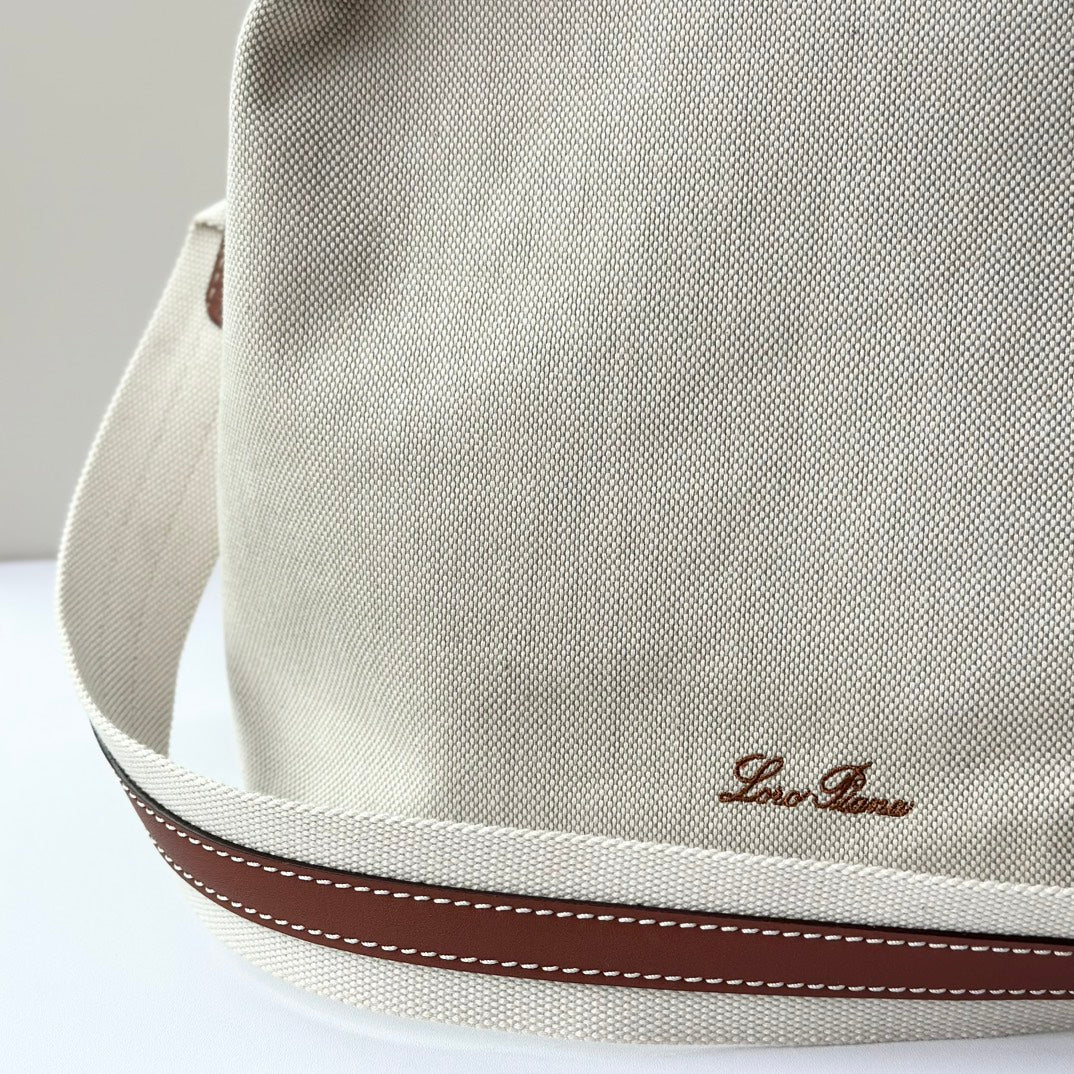 LuxluxHouse Best Quality Bags Loro Piana Women