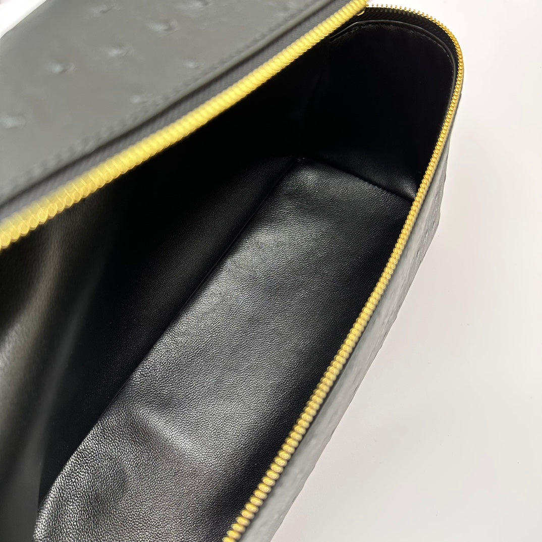 LuxluxHouse Best Quality Bags Loro Piana Women