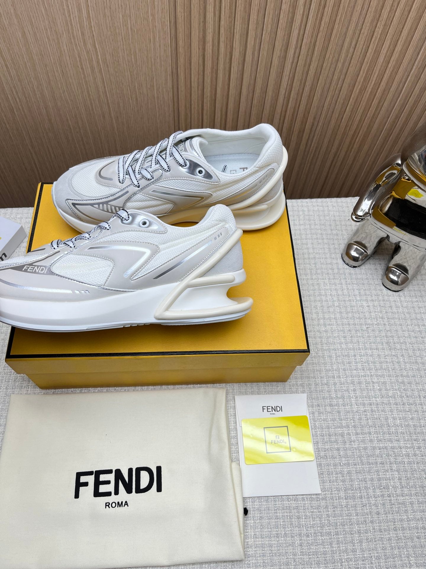 LuxluxHouse Best Quality Shoes Fendi