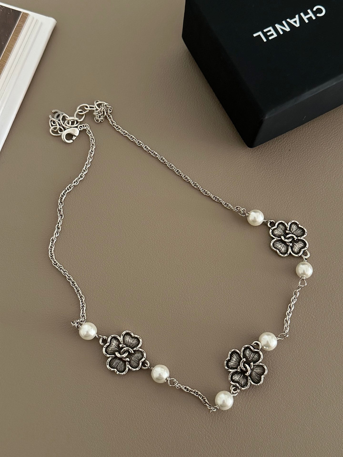 LuxluxHouse Low Price And High Quality Accessories Chanel