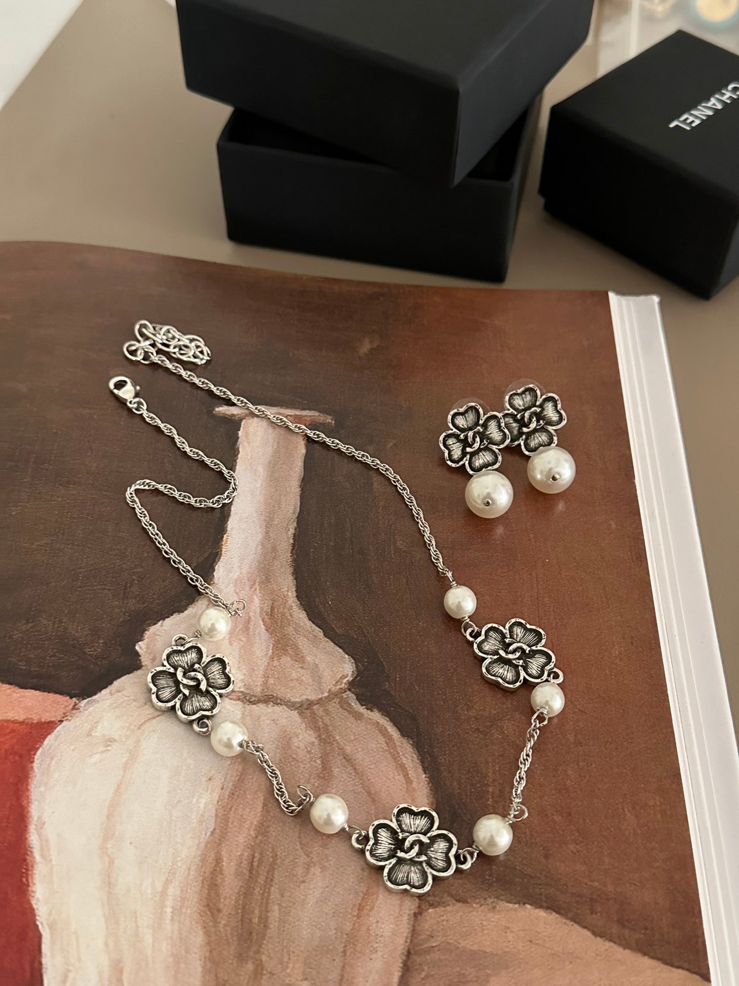 LuxluxHouse Low Price And High Quality Accessories Chanel