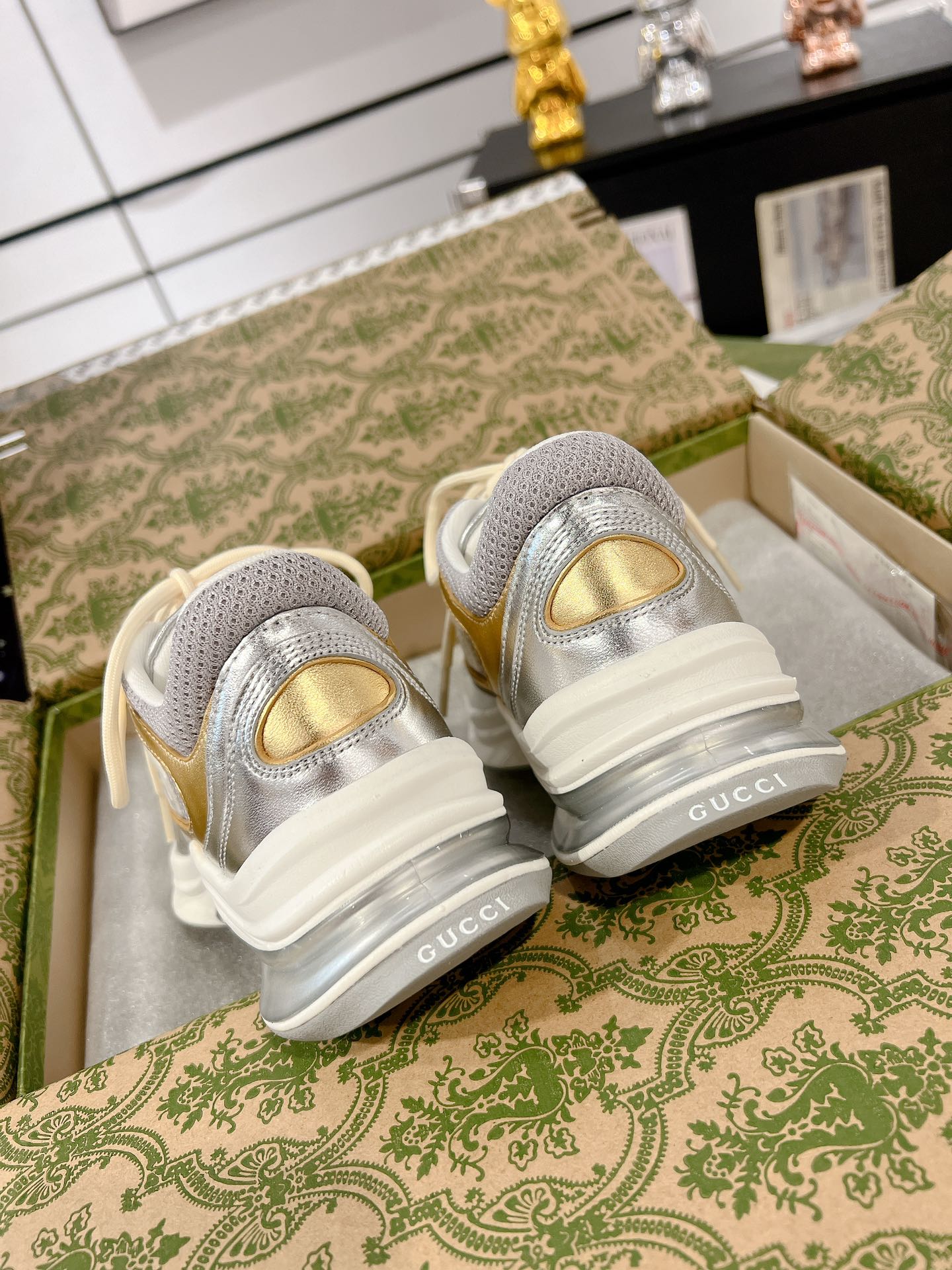 LuxluxHouse Best Quality Gucci Women Shoes
