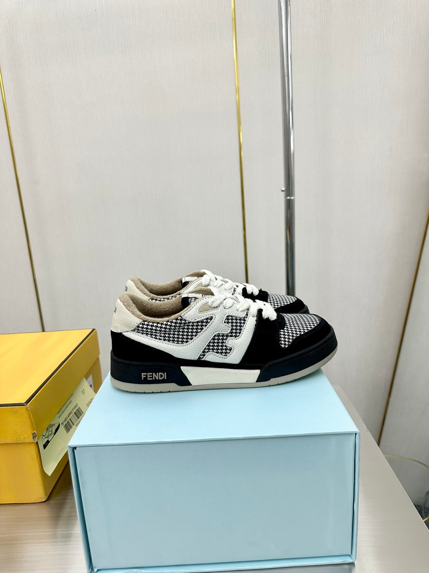 LuxluxHouse Best Quality Fendi Women Shoes