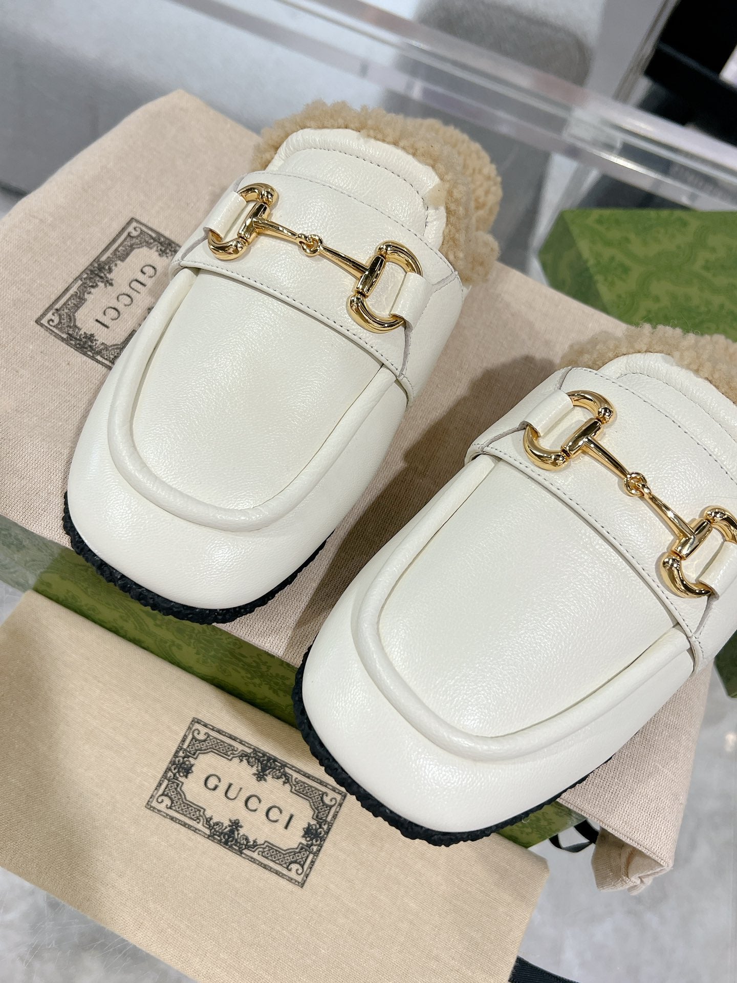 LuxluxHouse Best Quality Gucci Women Shoes