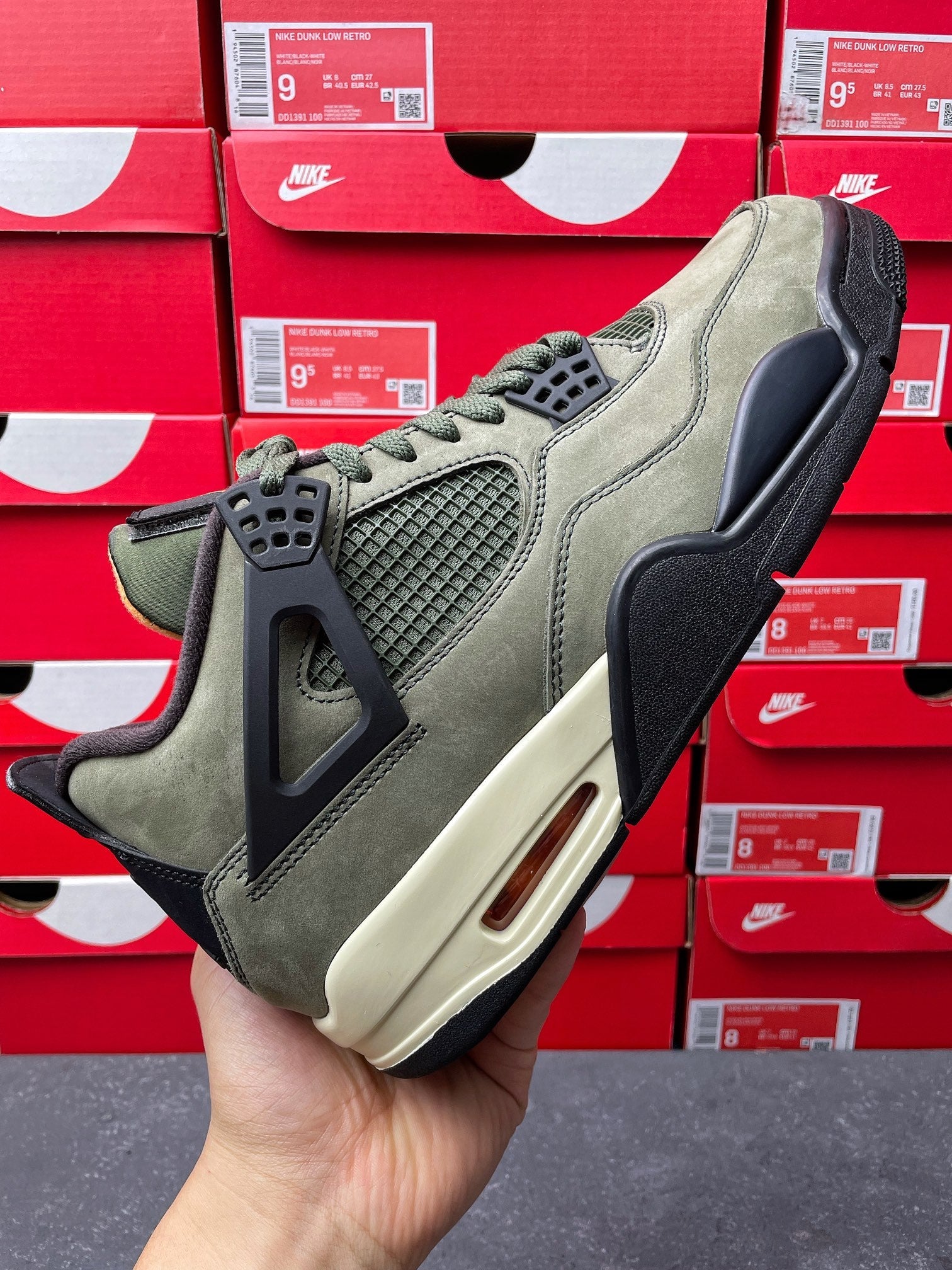 GX Batch-UNDEFEATED × Air Jordan 4
