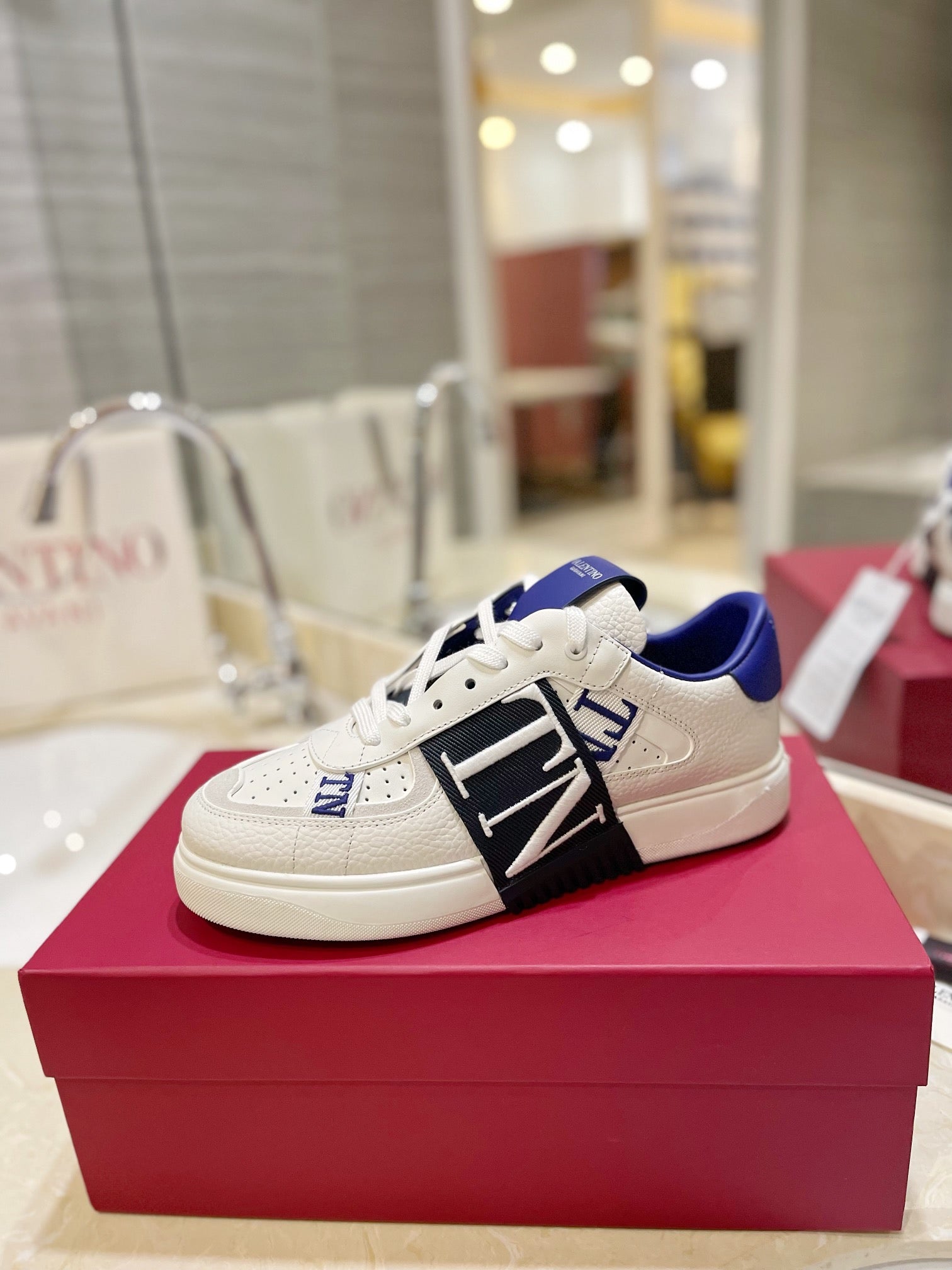 LuxluxHouse Best Quality Valentino Women Shoes