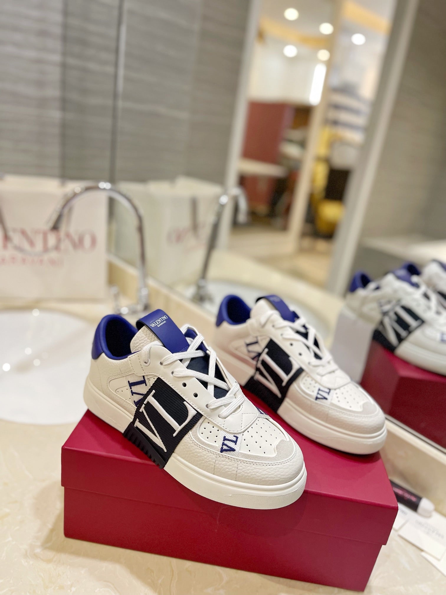 LuxluxHouse Best Quality Valentino Women Shoes
