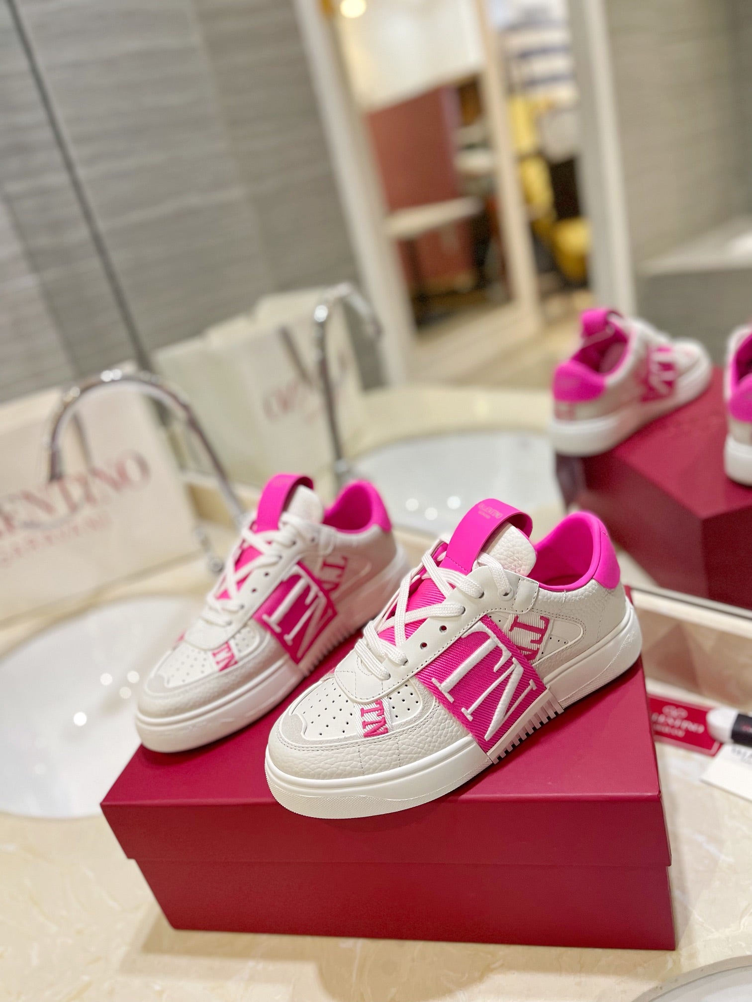LuxluxHouse Best Quality Valentino Women Shoes