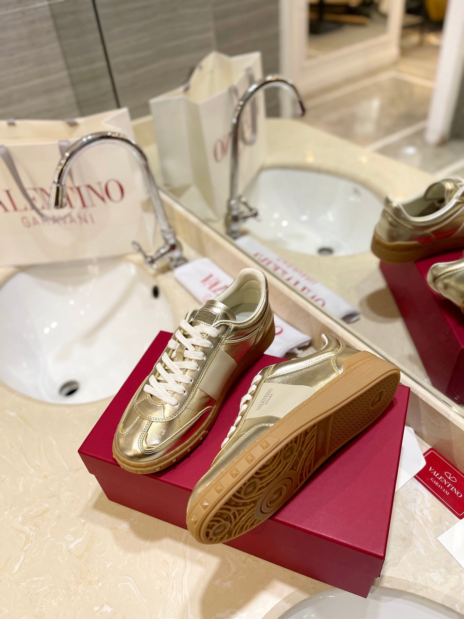 LuxluxHouse Best Quality Valentino Women Shoes