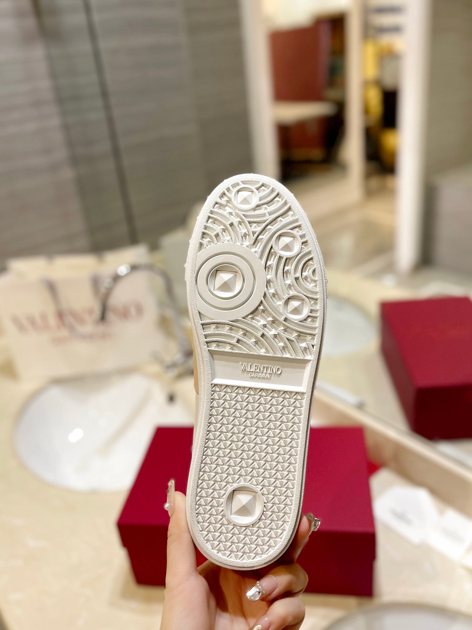 LuxluxHouse Best Quality Valentino Women Shoes
