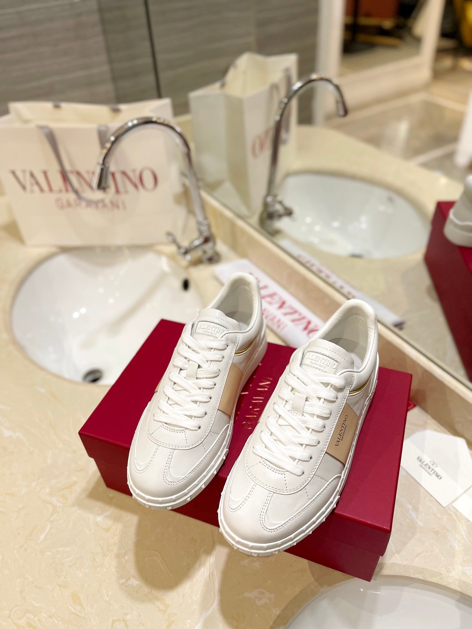 LuxluxHouse Best Quality Valentino Women Shoes