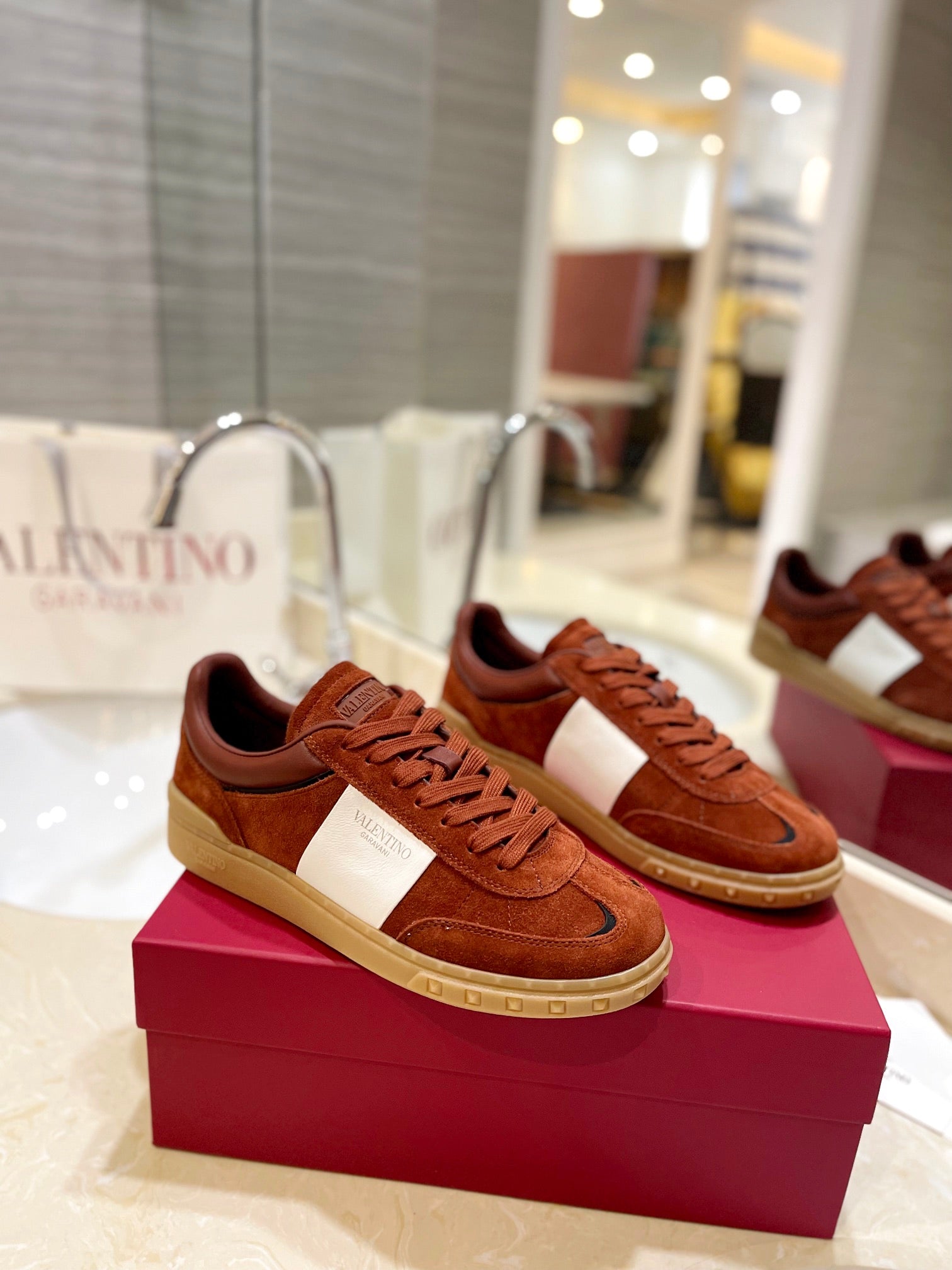LuxluxHouse Best Quality Valentino Women Shoes