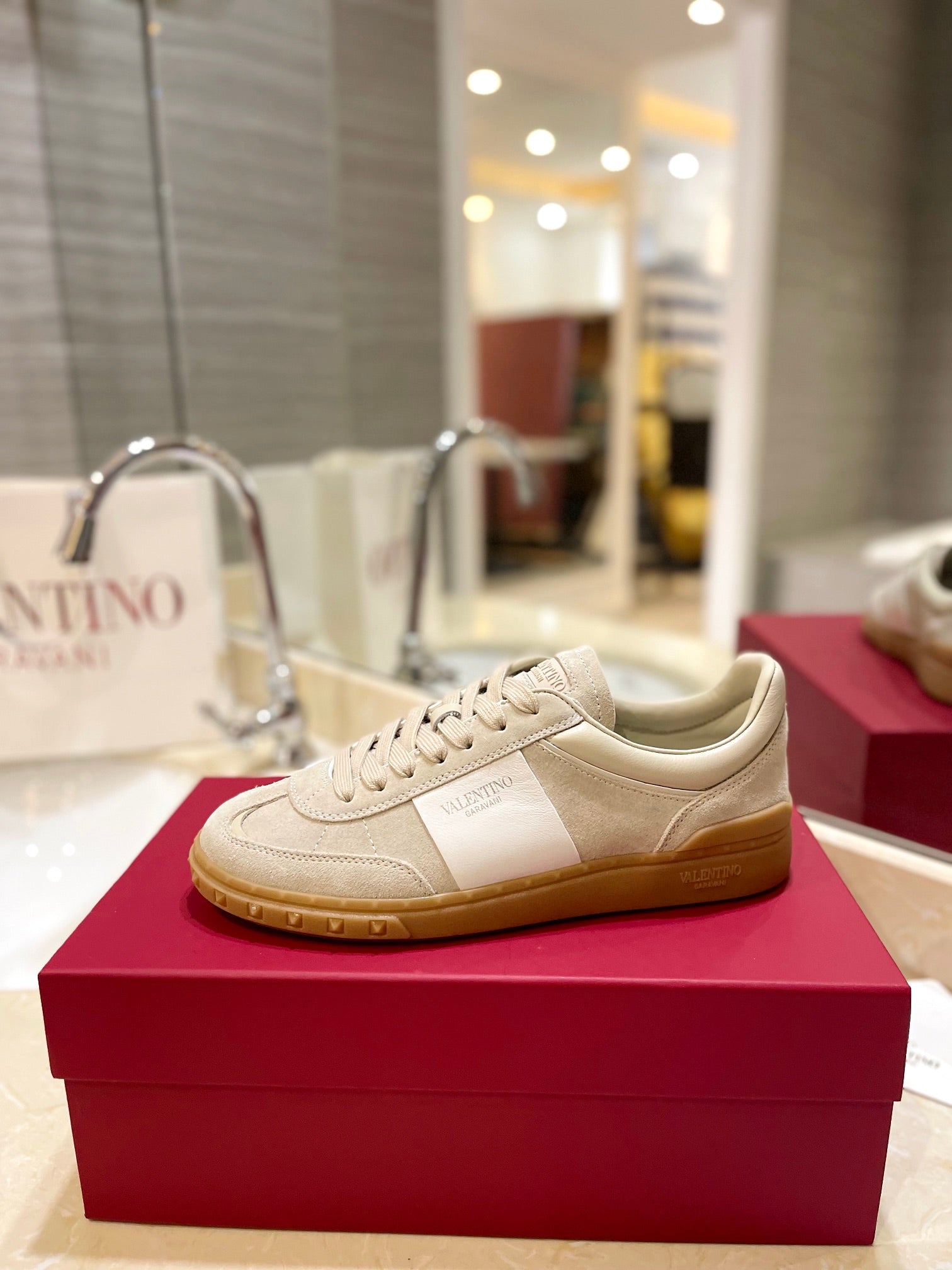 LuxluxHouse Best Quality Valentino Women Shoes
