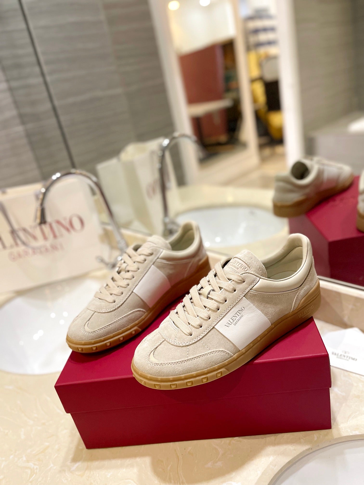 LuxluxHouse Best Quality Valentino Women Shoes