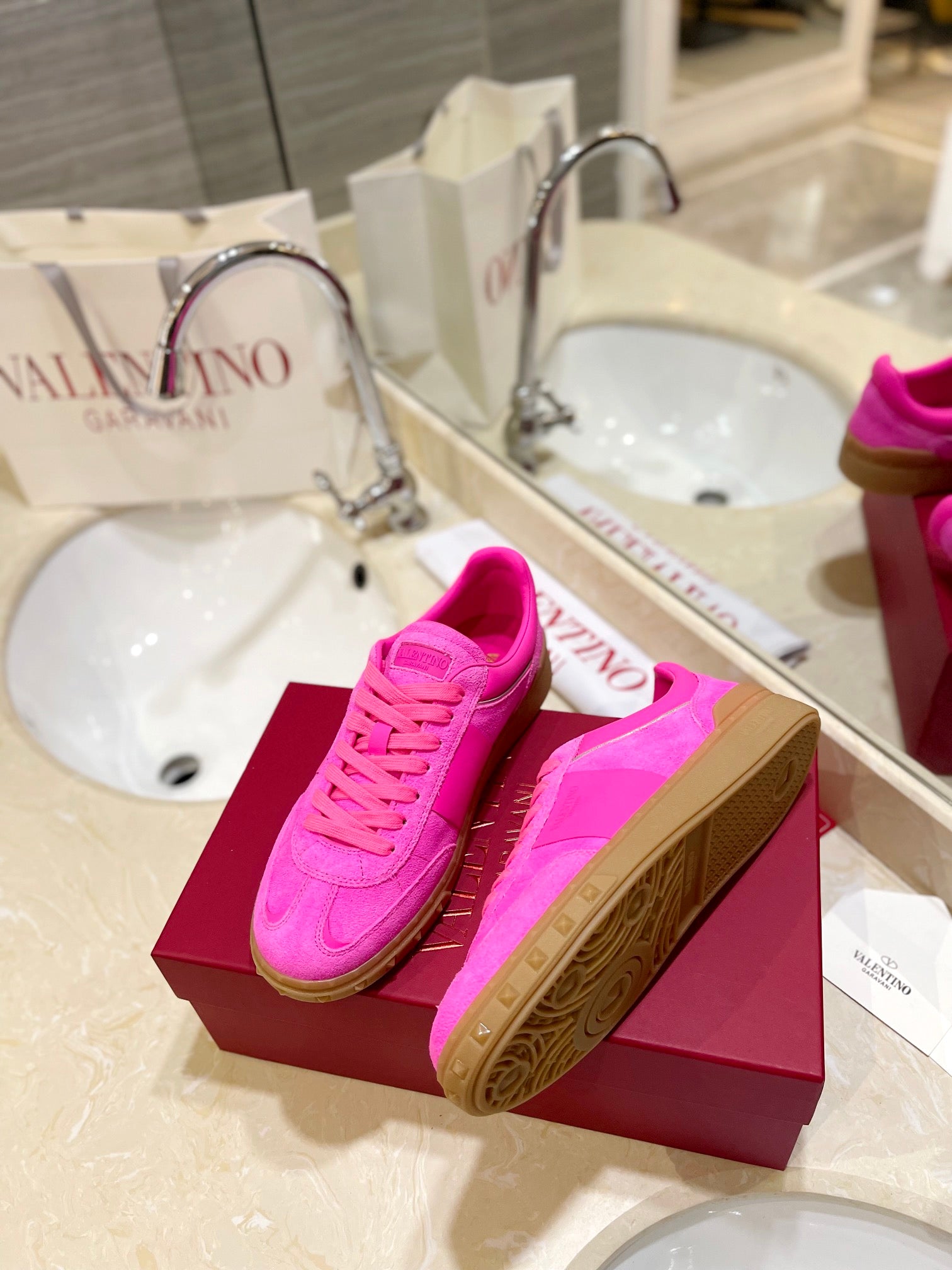 LuxluxHouse Best Quality Valentino Women Shoes