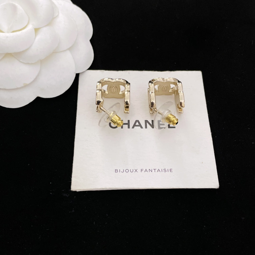 LuxluxHouse Best Quality Accessories Chanel Earrings