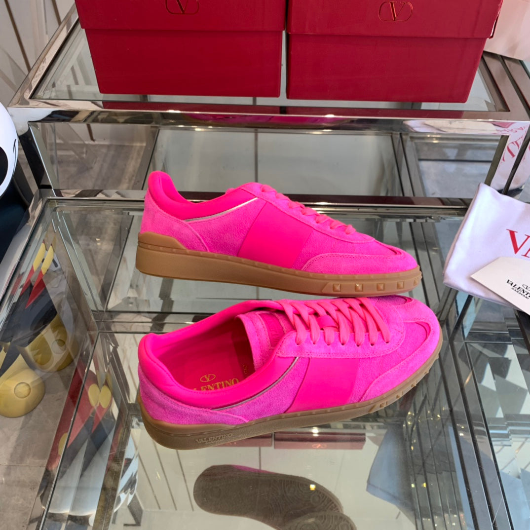 LuxluxHouse Best Quality Shoes Valentino
