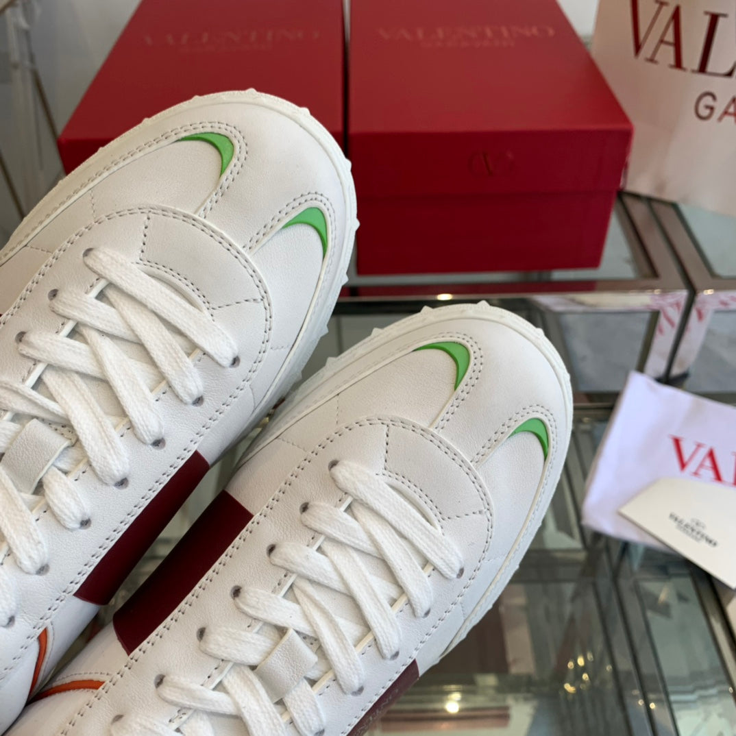 LuxluxHouse Best Quality Shoes Valentino
