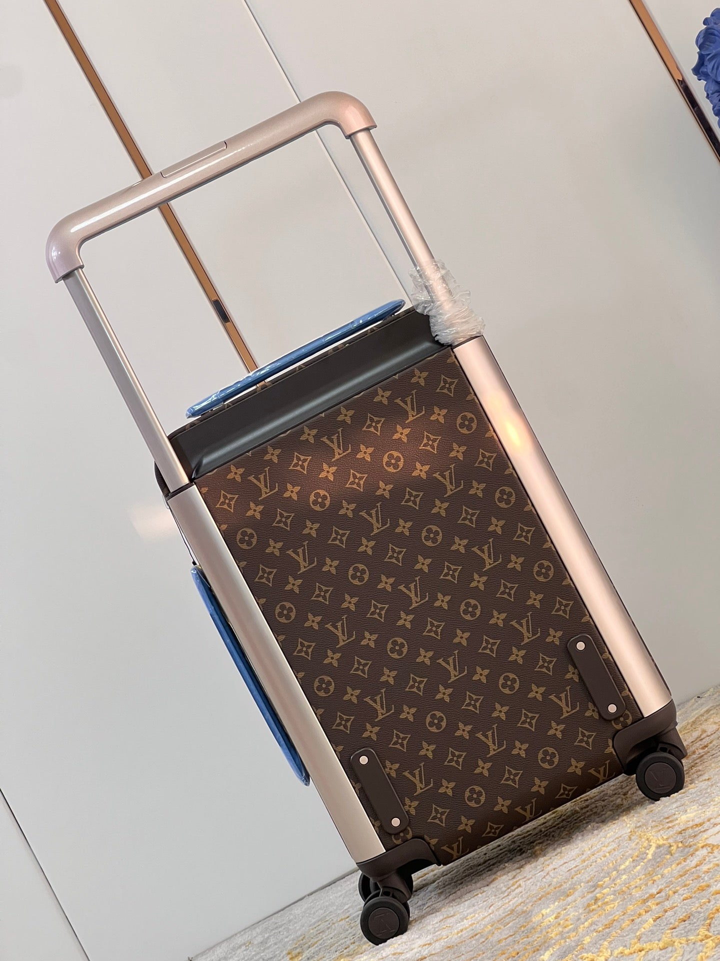 LuxluxHouse Best Quality Bags Luggage