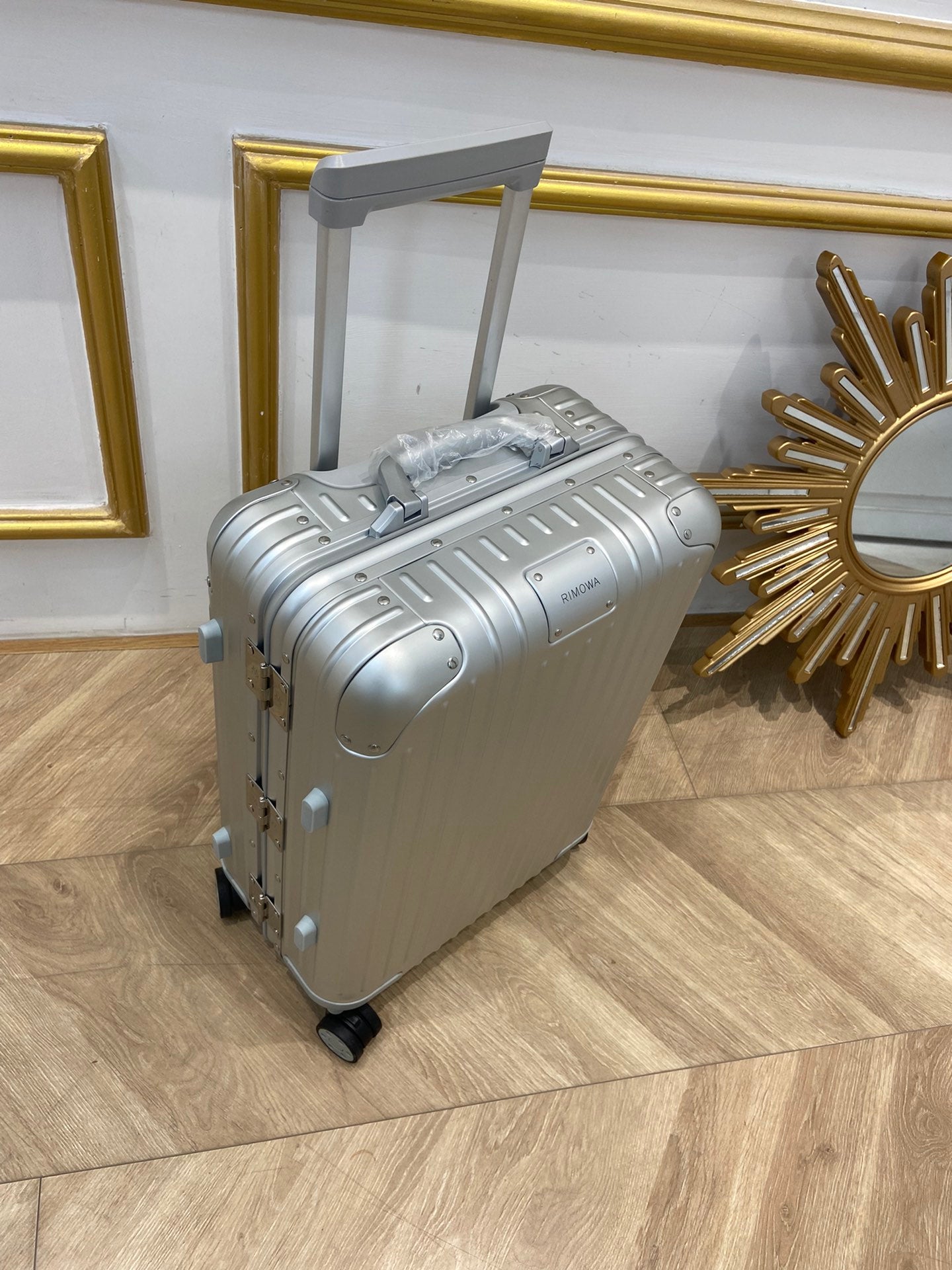 LuxluxHouse Best Quality Bags Luggage