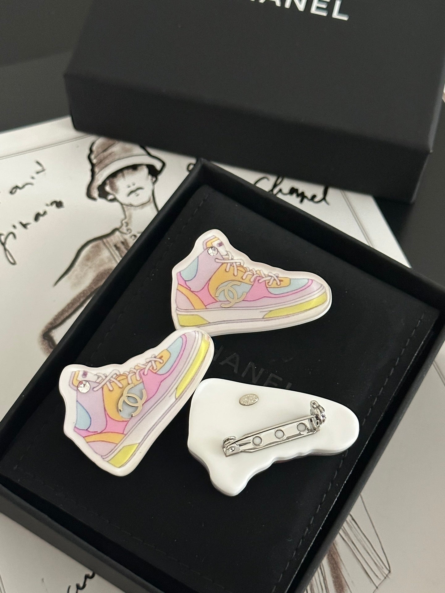 LuxluxHouse Low Price And High Quality Accessories Chanel