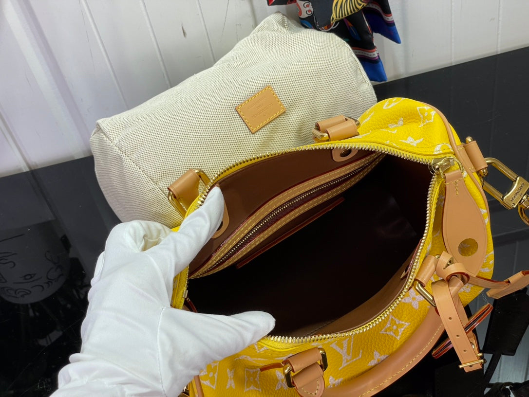 LuxluxHouse Best Quality Bags Louis Vuitton Women Men